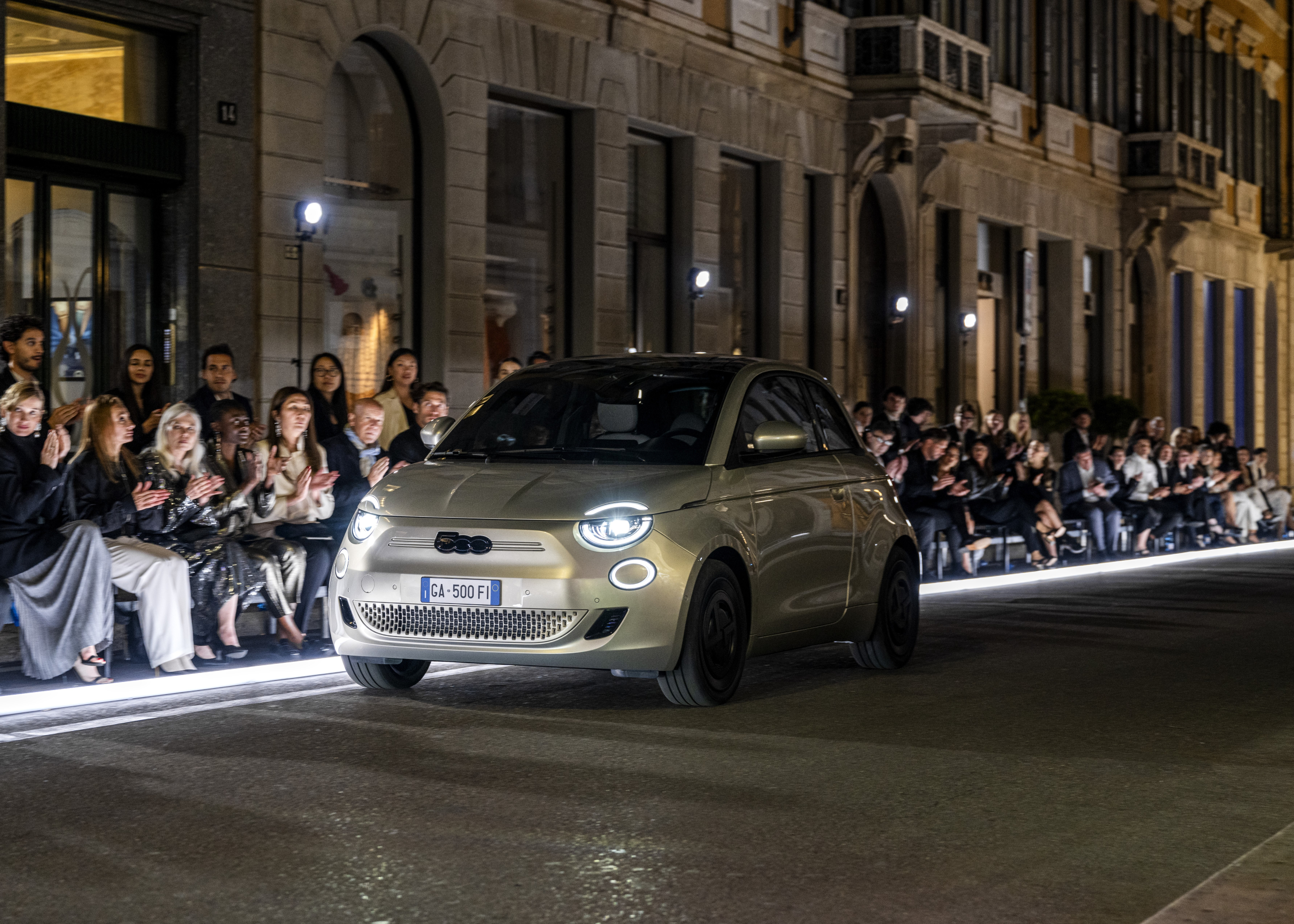 Bij Fiat moet je 4000 euro bijbetalen voor de lelijkste velgen ooit