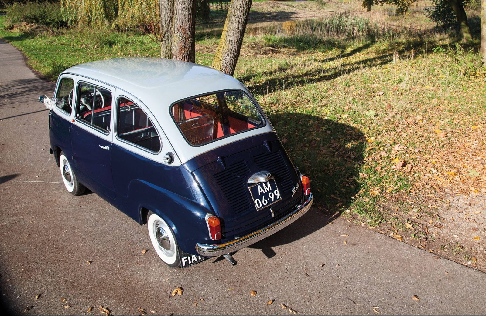 De vooruitstrevende Fiat 600 Multipla is mooi van lelijkheid