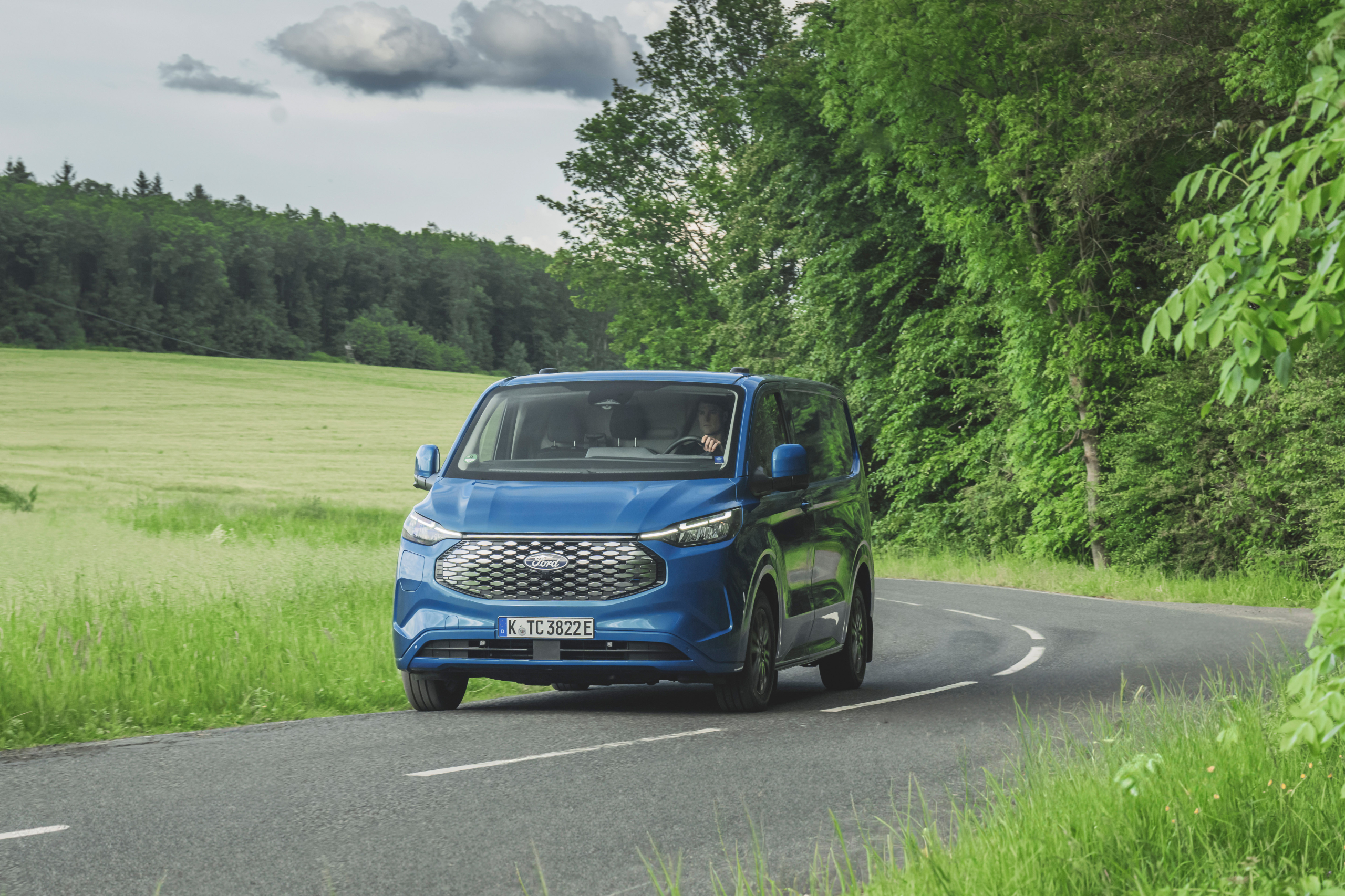 Review Ford E-Transit Custom (2025): inclusief formule 1-gevoel