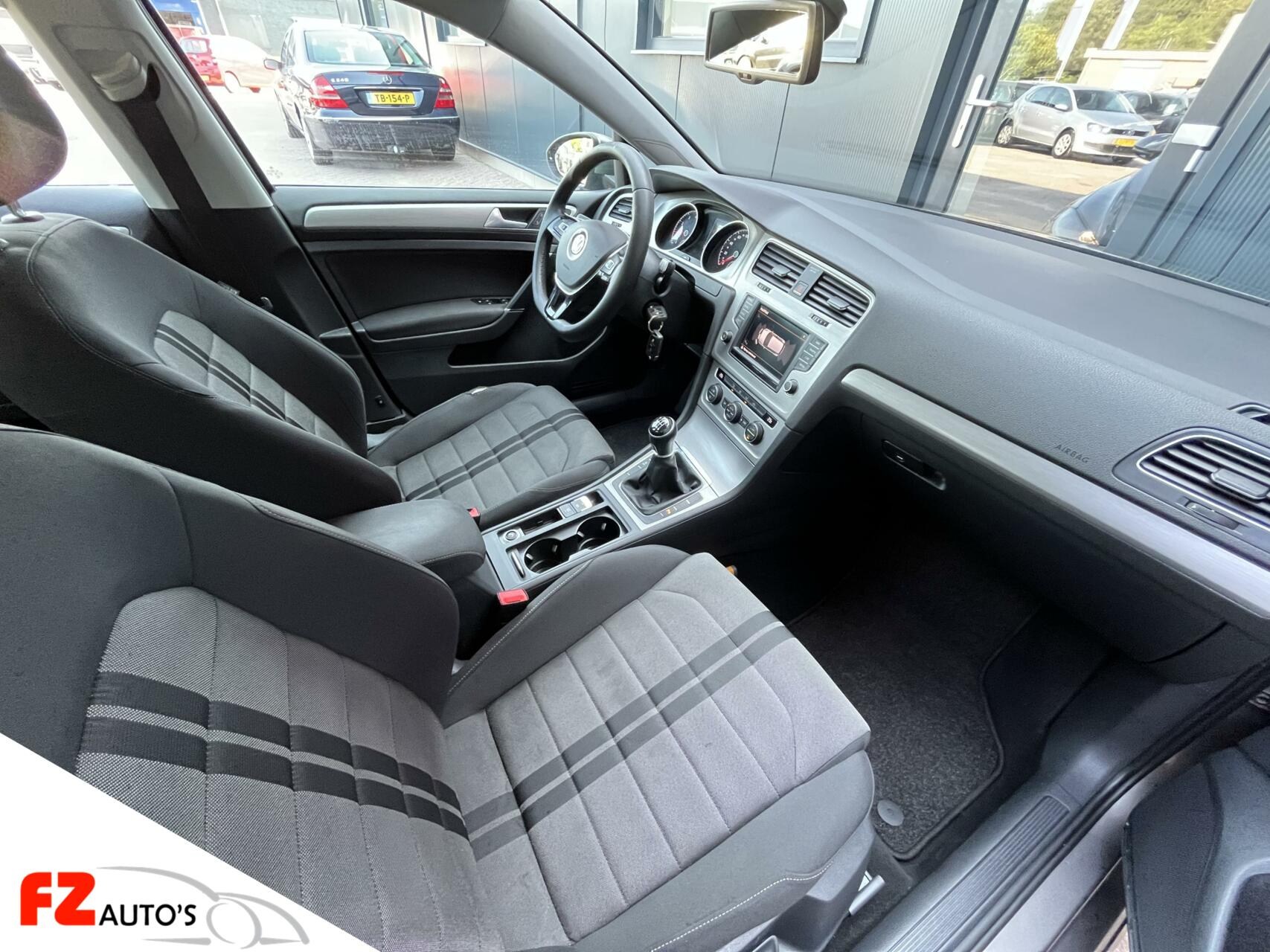 Gemiddelde occasion ruim 24.000 euro? Deze 8 jonge tweedehandsauto's kosten de helft!