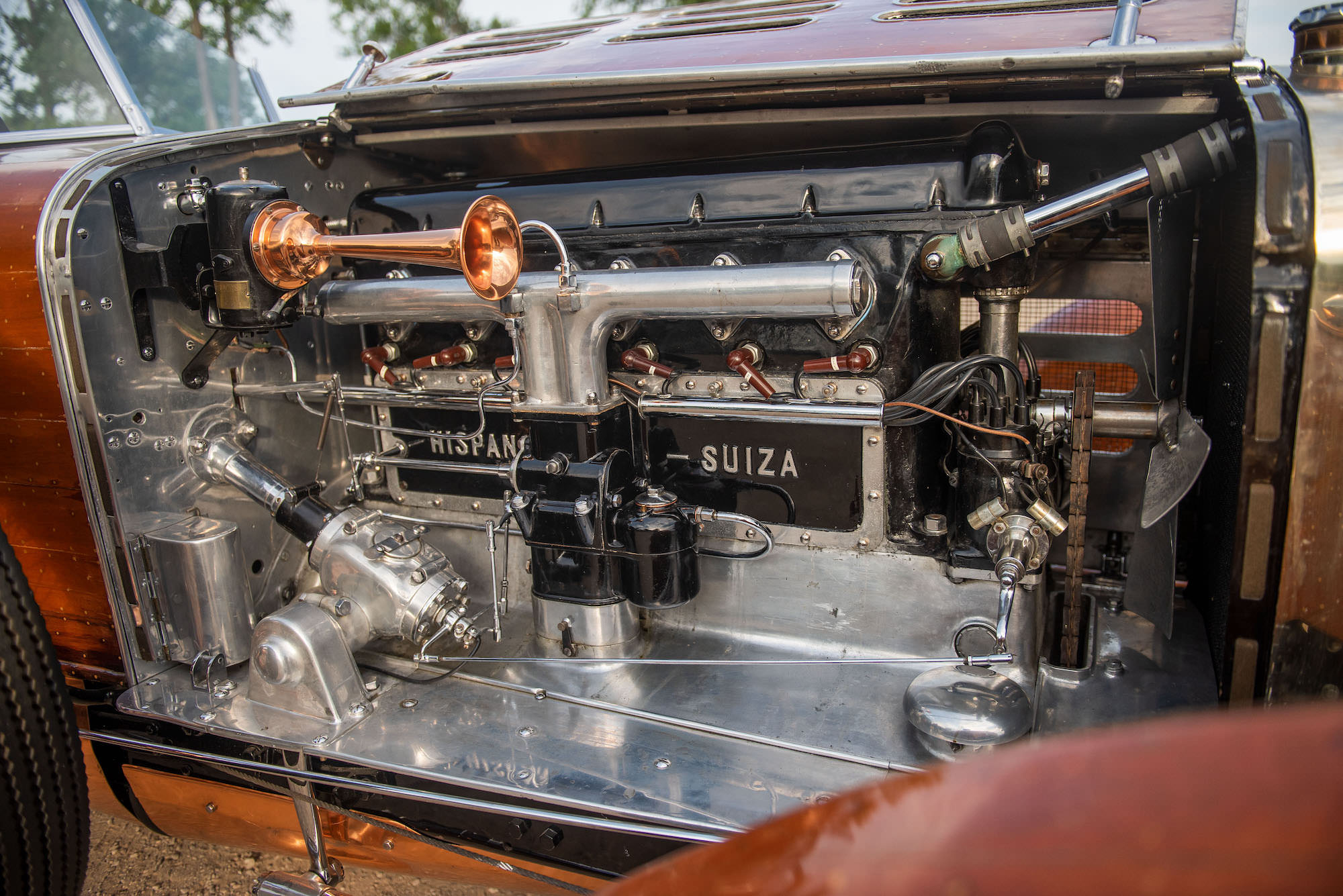 Deze klassieke auto is van hout. En moet 11,8 miljoen euro (!) opleveren