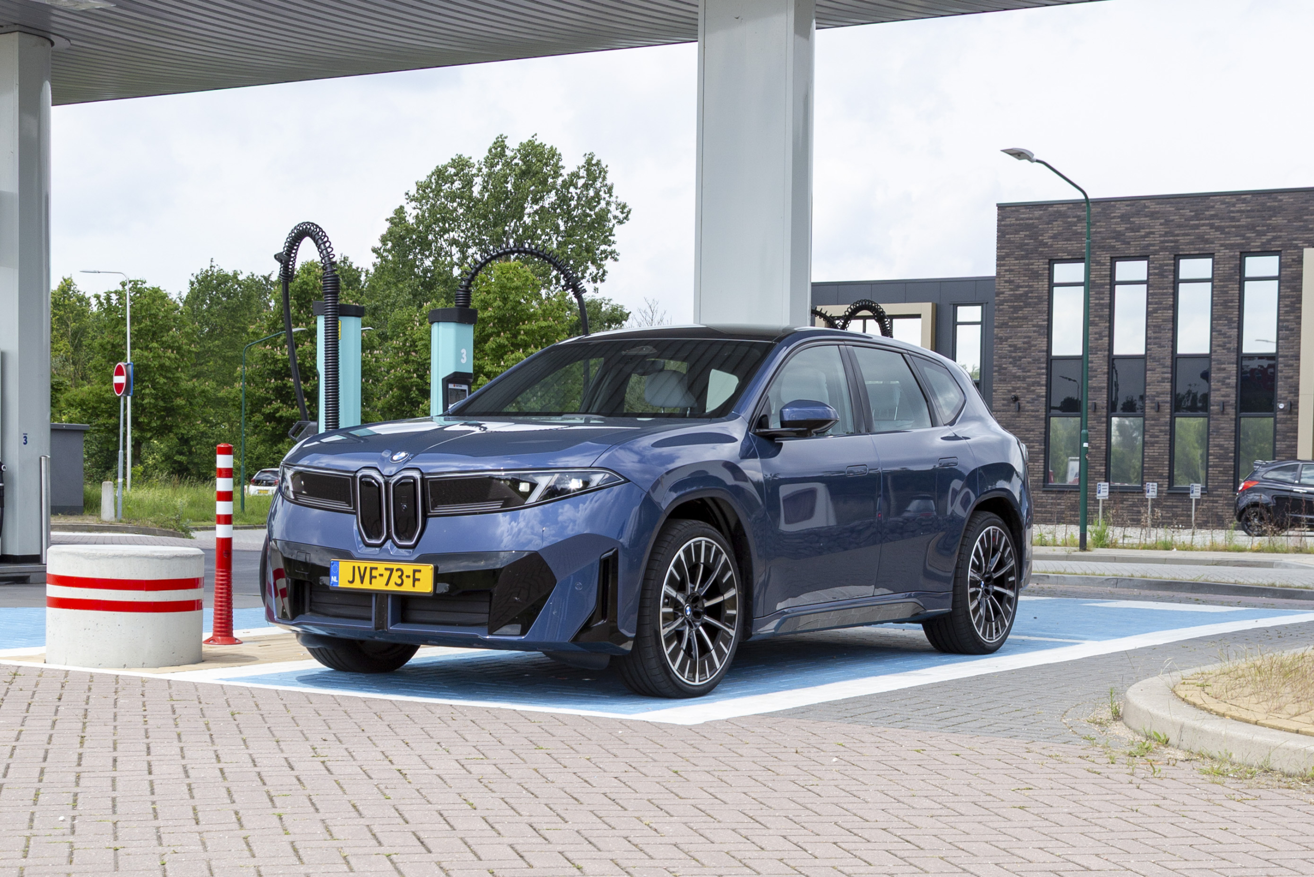 3 voordelen en 3 nadelen van de BMW iX3