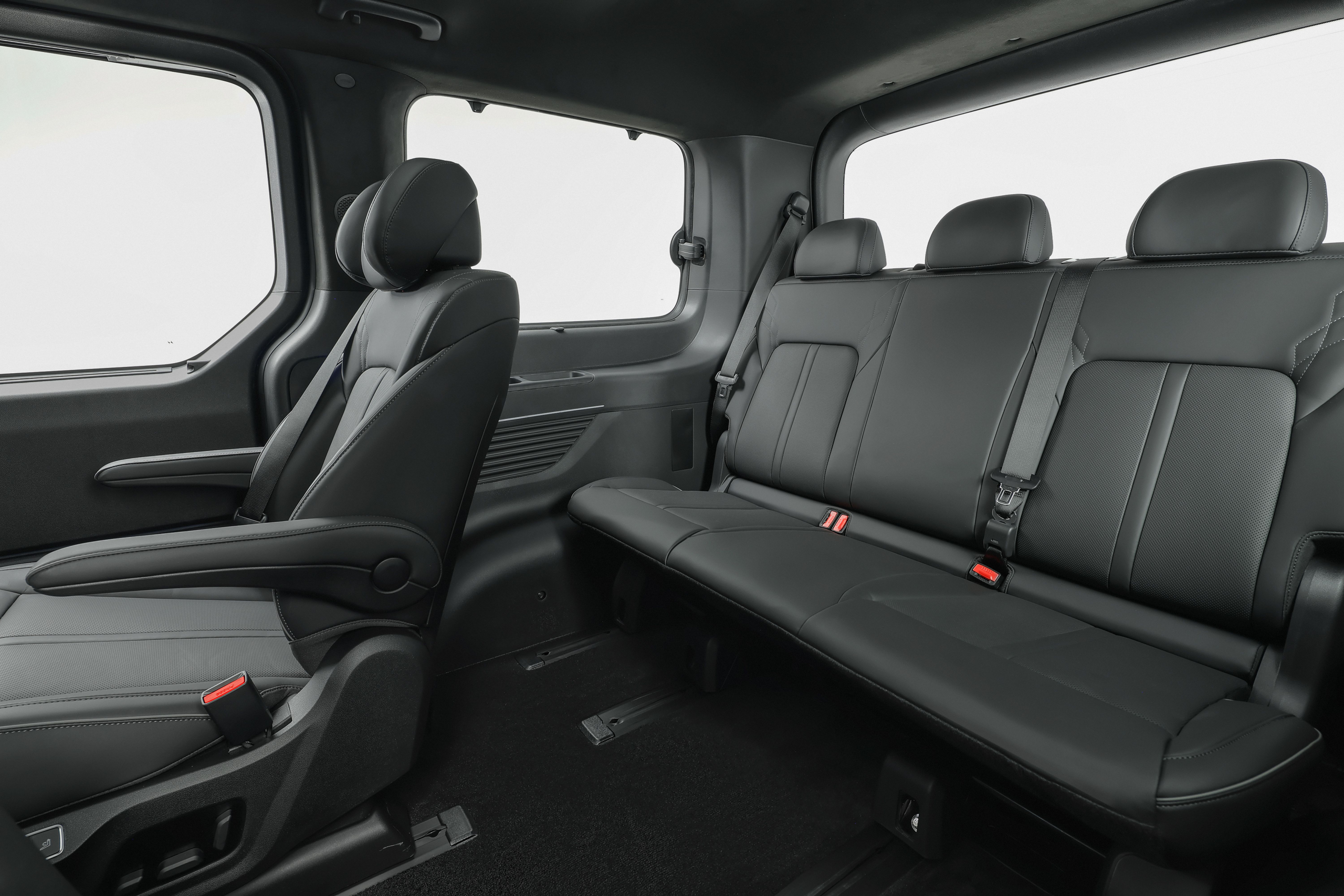 Deze nieuwe elektrische bus neemt zomaar negen mensen mee