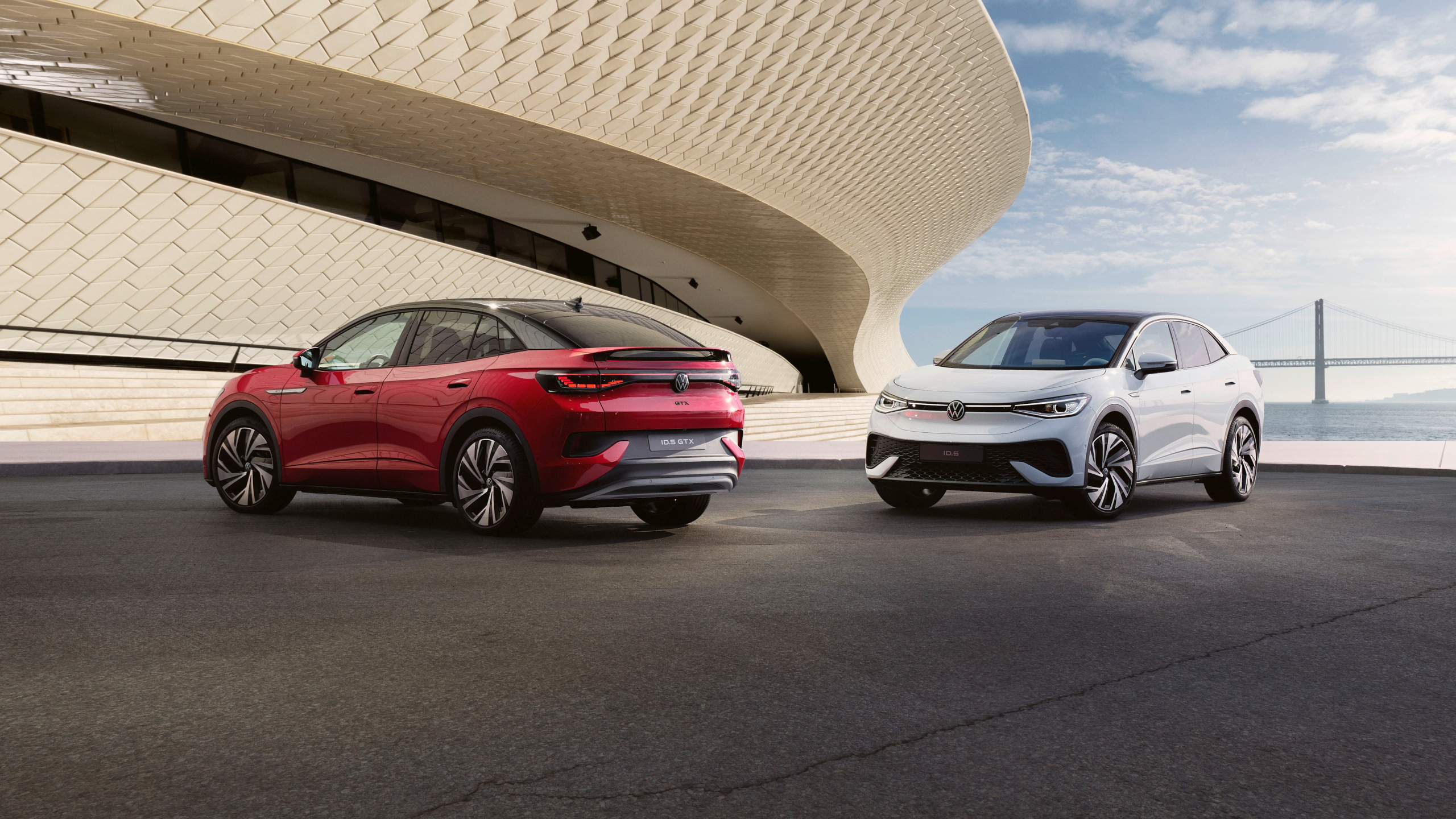 Volkswagen ID.5 prijs - Voor 3000 euro meer geld, krijg je 1 centimeter minder hoofdruimte