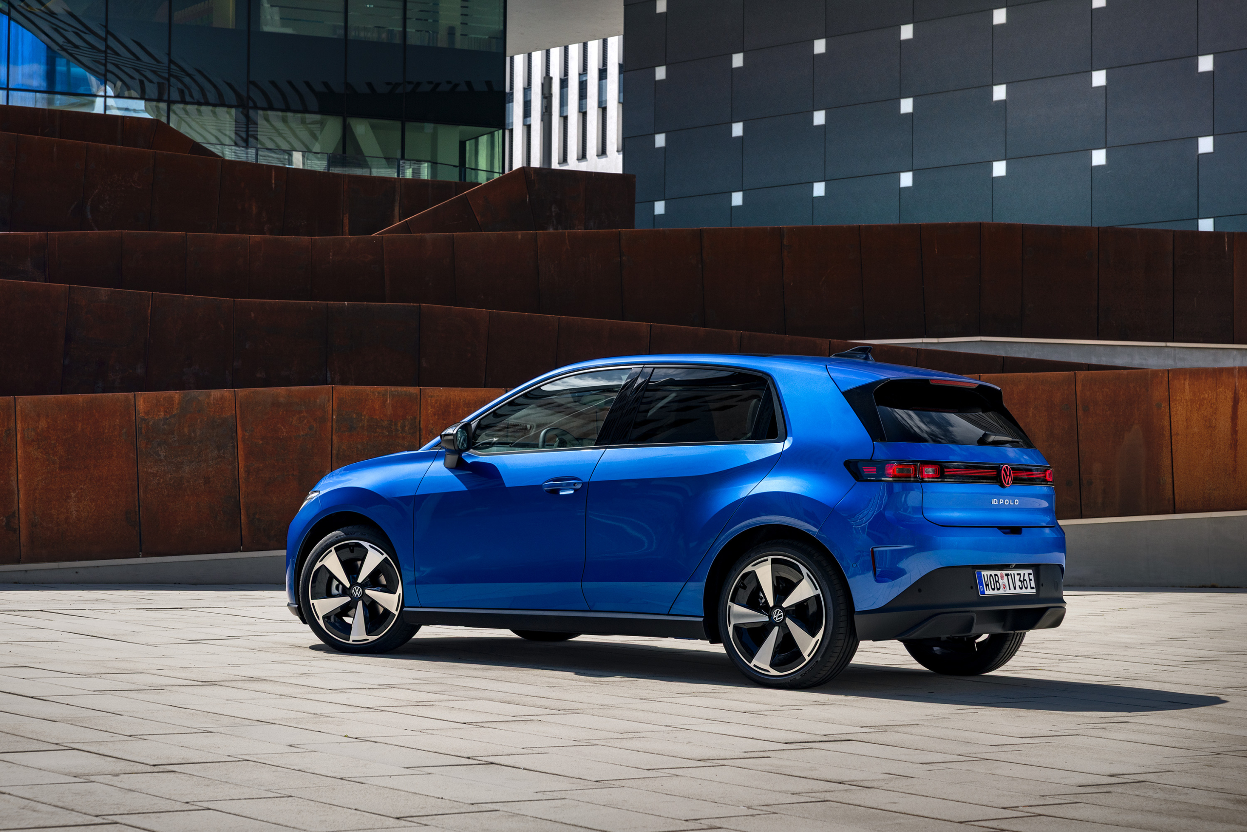 Deze opvallend ruime Duitse EV rijd je al voor minder dan 400 euro per maand