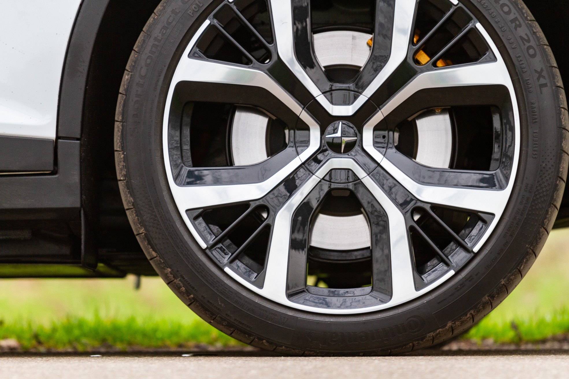 Een Polestar 2 voor 40.000 euro? Dit moet je inleveren