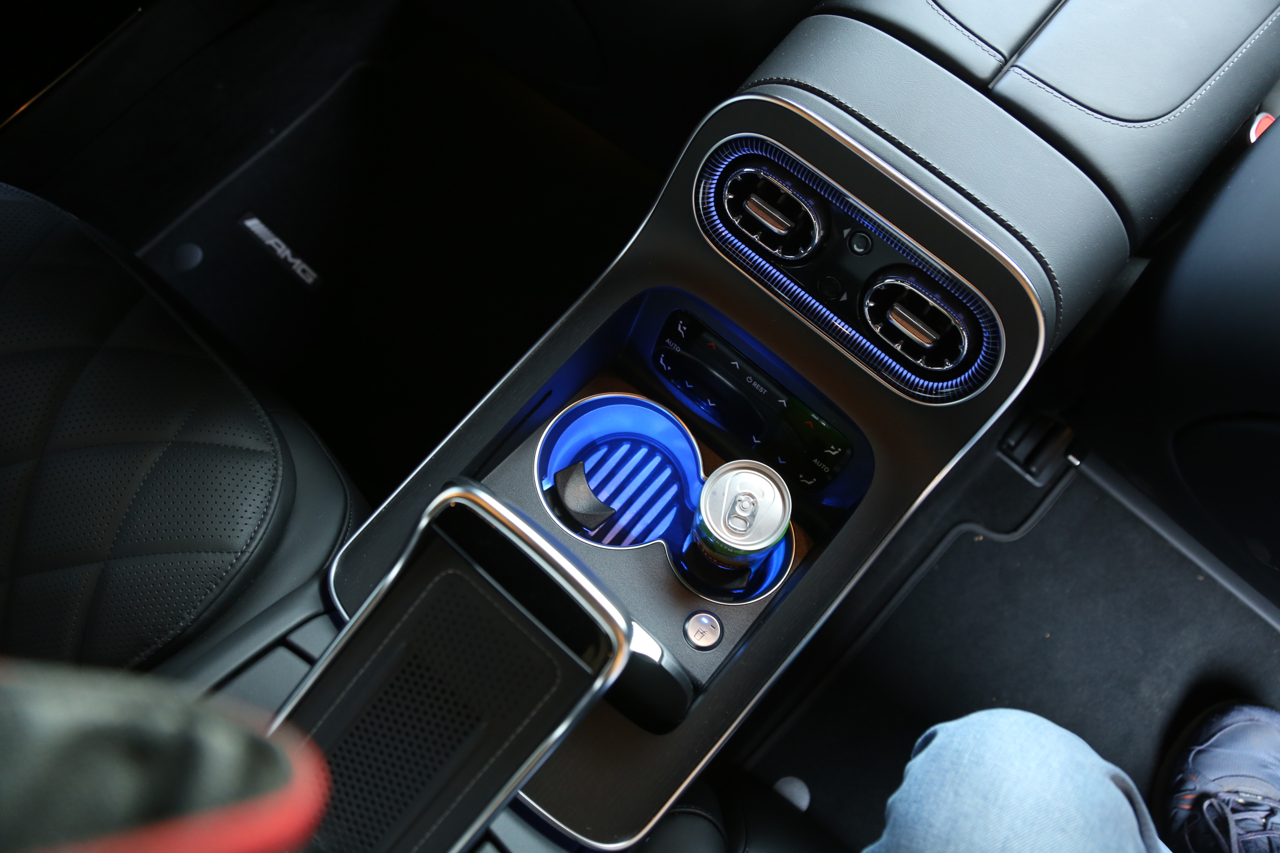 TEST: Deze 6 luxefuncties uit de nieuwe S-Klasse willen we ook in gewone auto’s
