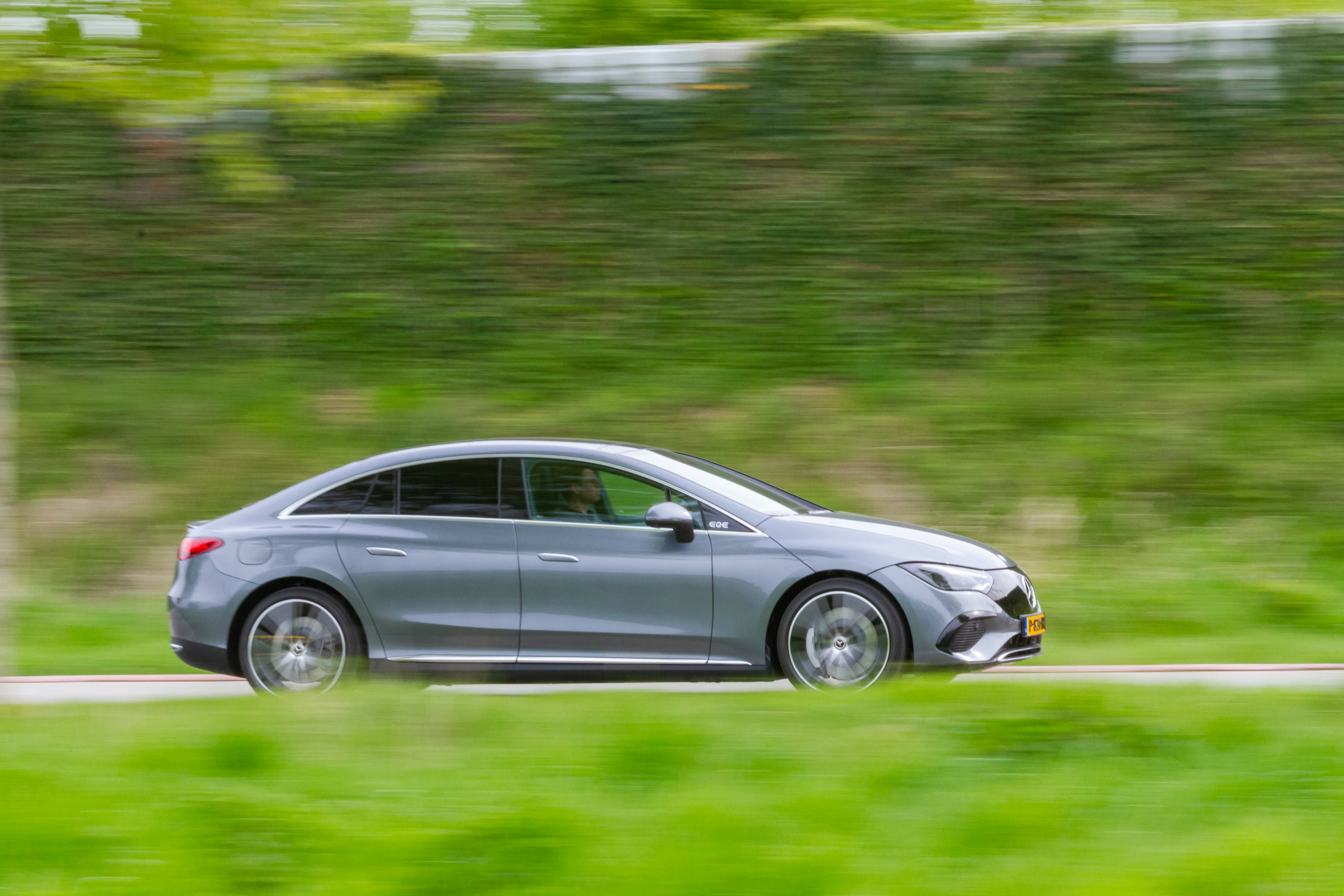 Mercedes EQE review - Staat hier een écht elektrisch alternatief voor de E-klasse?