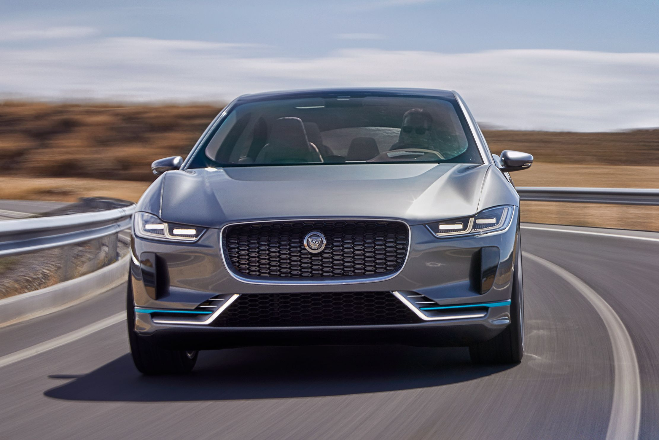 Jaguar gaat Bentley slopen met nieuwe suv's? Eerst zien, dan geloven ...