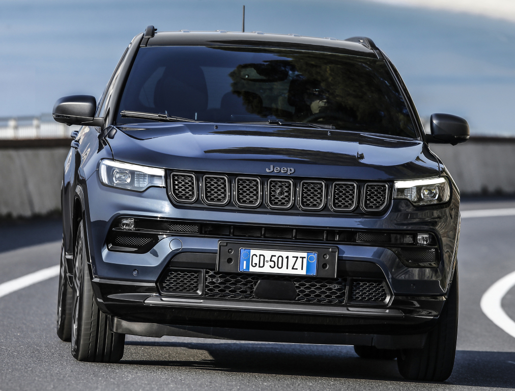 Vernieuwde Jeep Compass plug-in hybride 3000 euro goedkoper