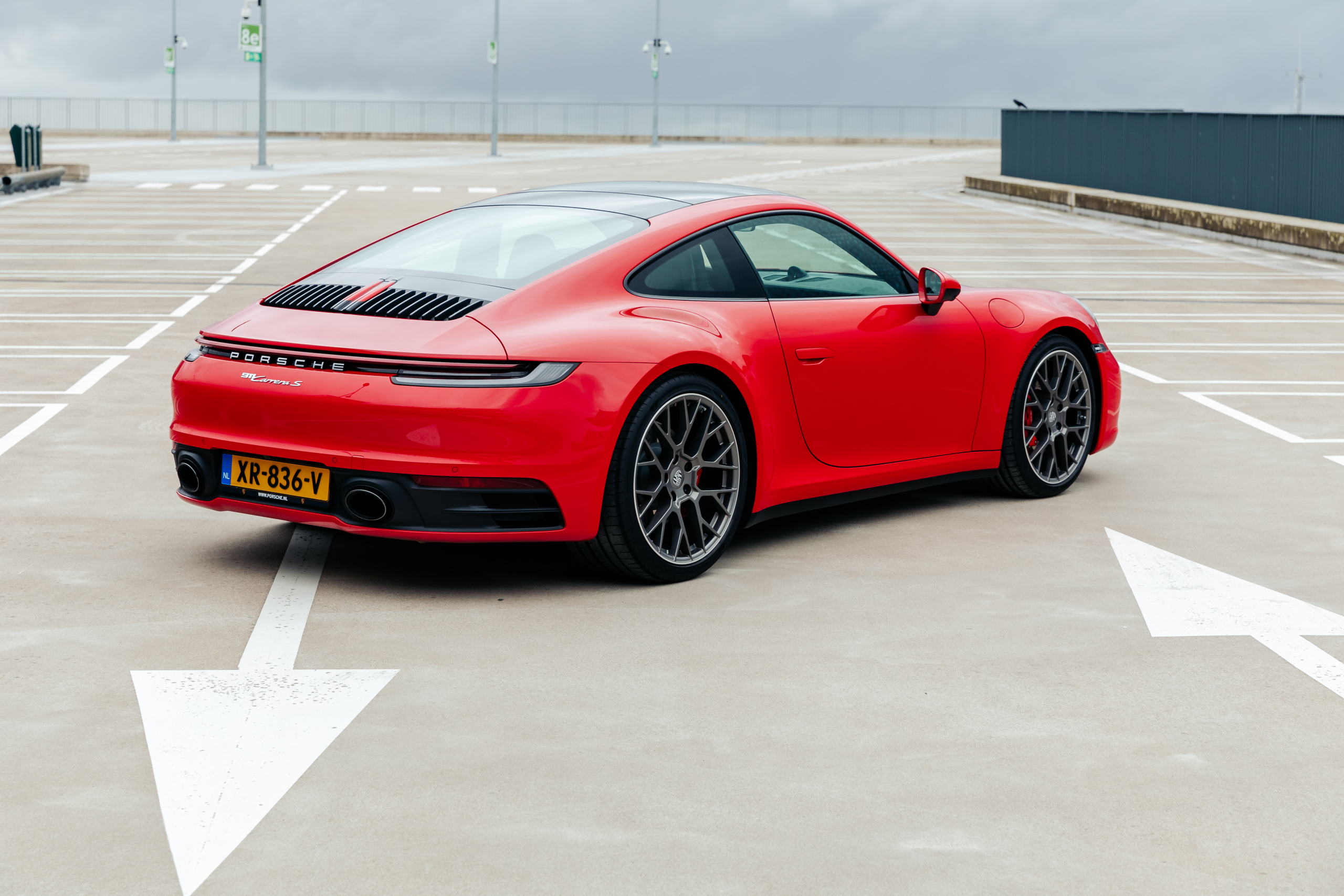 Porsche vindt de Taycan een succes, maar Porsche-rijders hebben liever een verbrandingsmotor