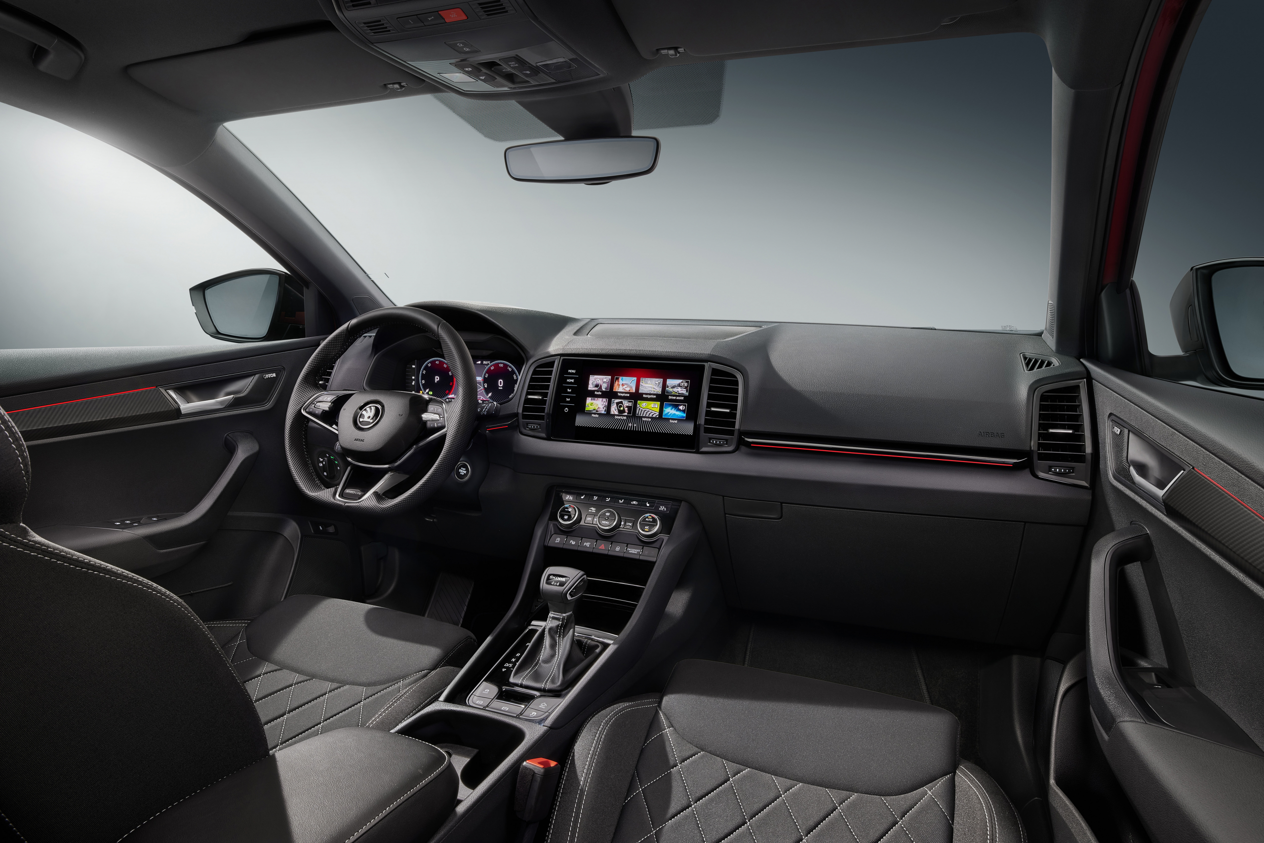 In de vernieuwde Skoda Karoq zit je op plastic flessen