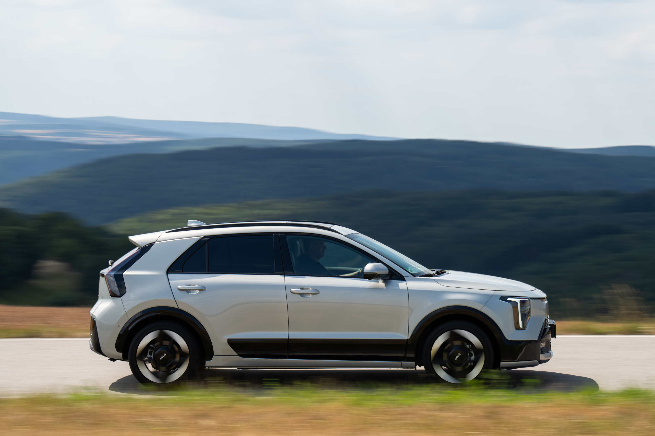 TEST: alle prijzen stijgen, maar niet de instapprijs van de Kia Niro