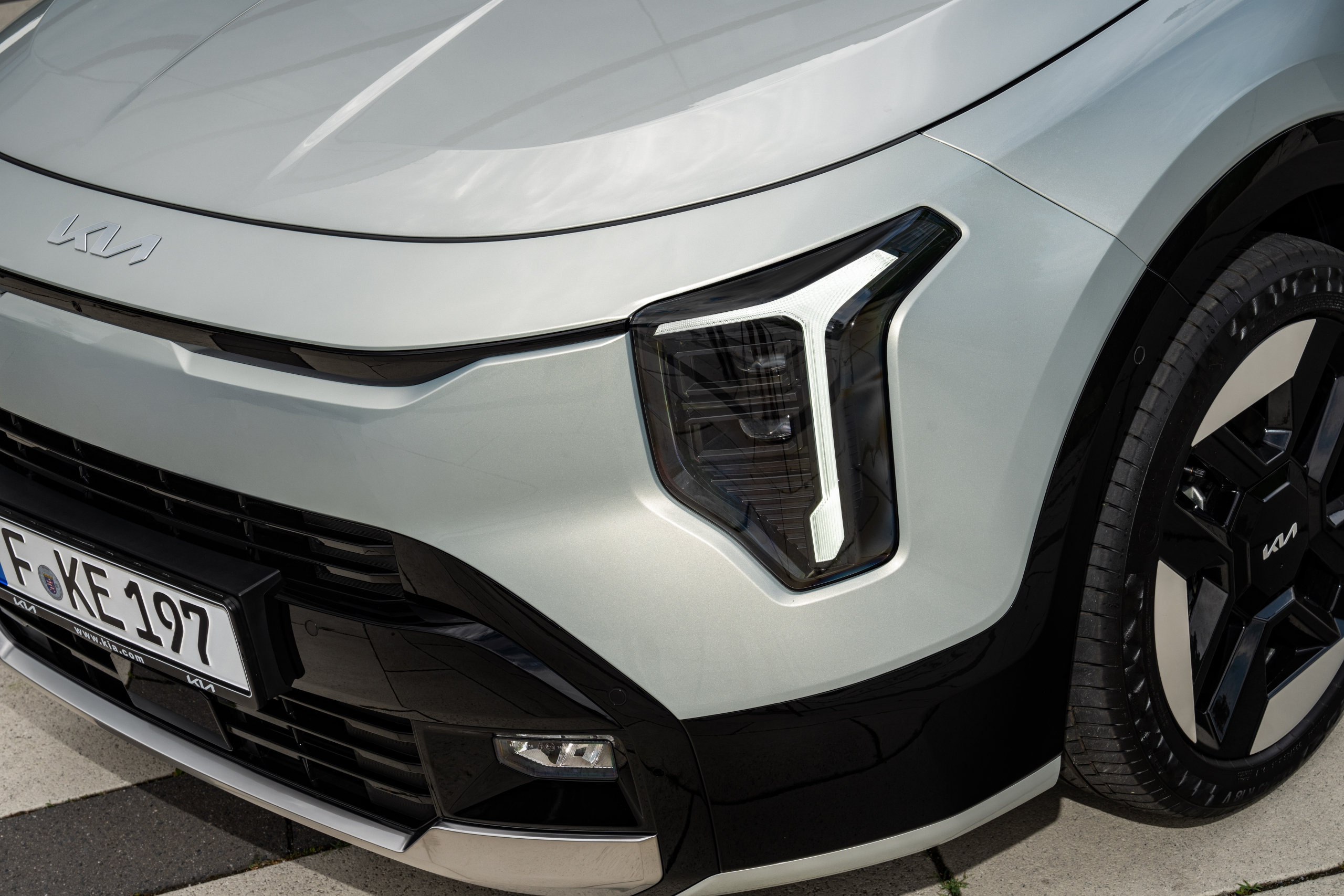 TEST: alle prijzen stijgen, maar niet de instapprijs van de Kia Niro