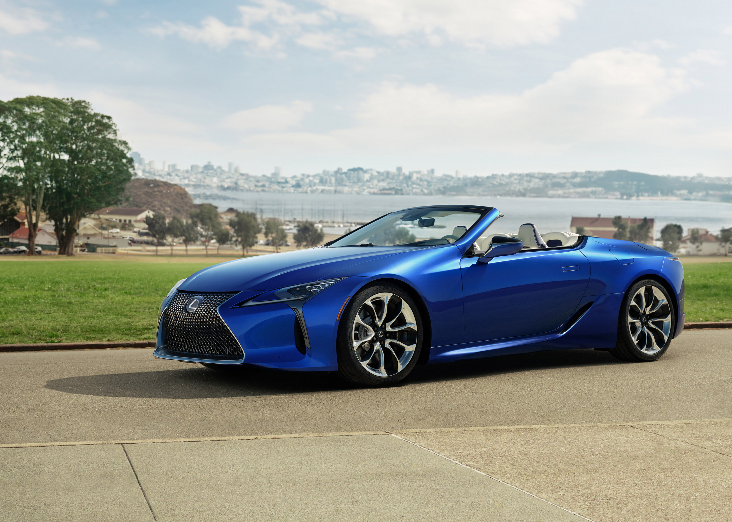 Zie je nou wel: de Lexus LC 500 Convertible is echt