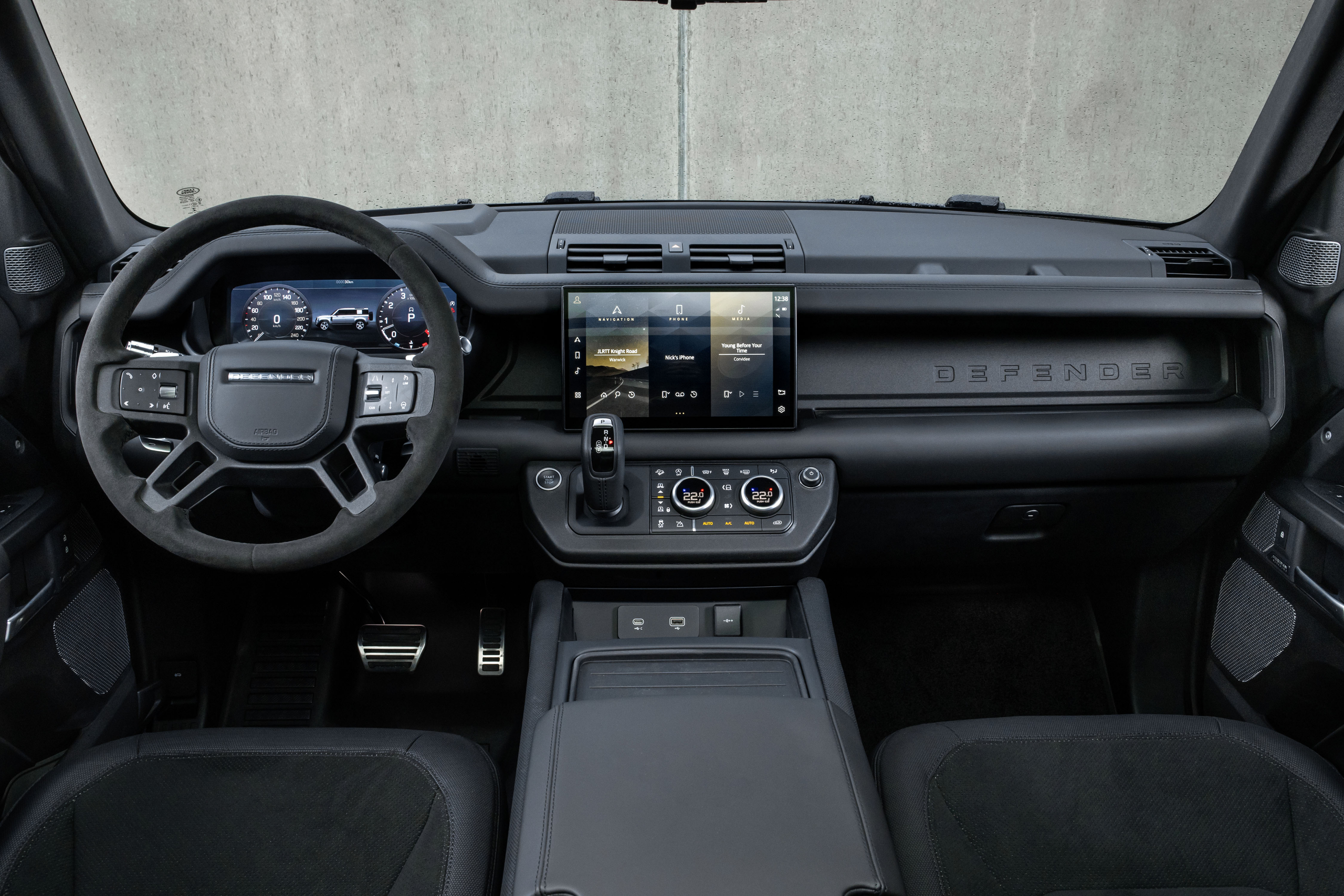 Zijn V8 maakt de Land Rover Defender schreeuwend duur