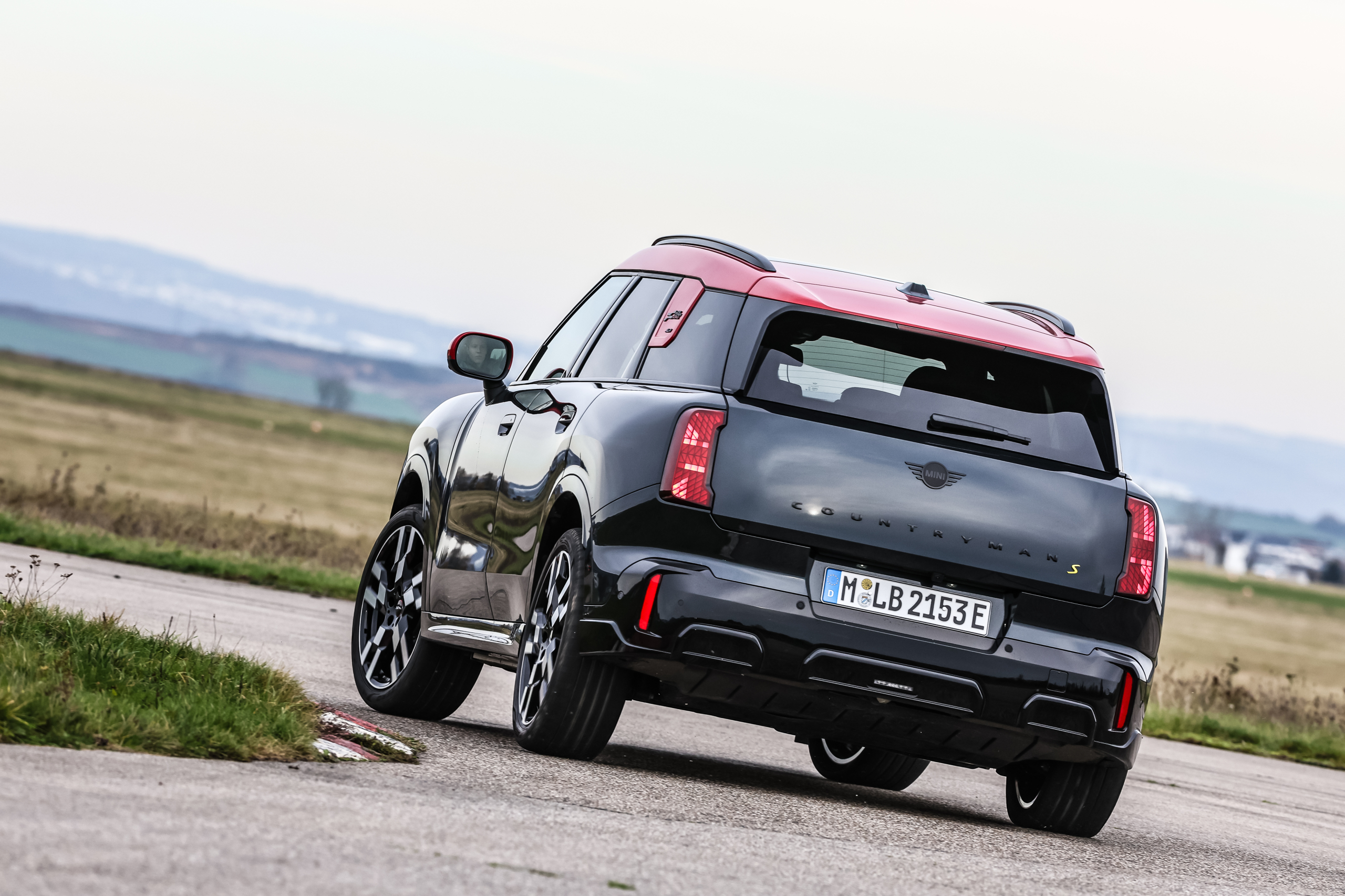 TEST Cupra Tavascan: snel, maar kan-ie qua comfort op tegen Audi en Mercedes?