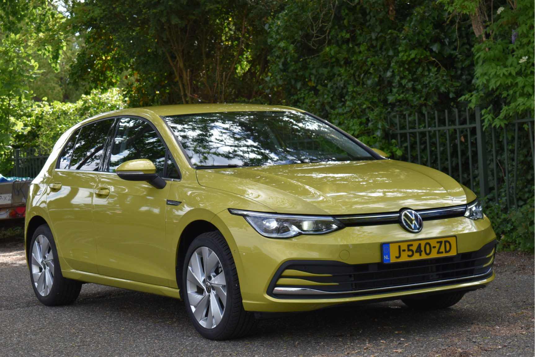 Waarom het zonde is als je nu een nieuwe Peugeot 208 of Volkswagen Polo koopt