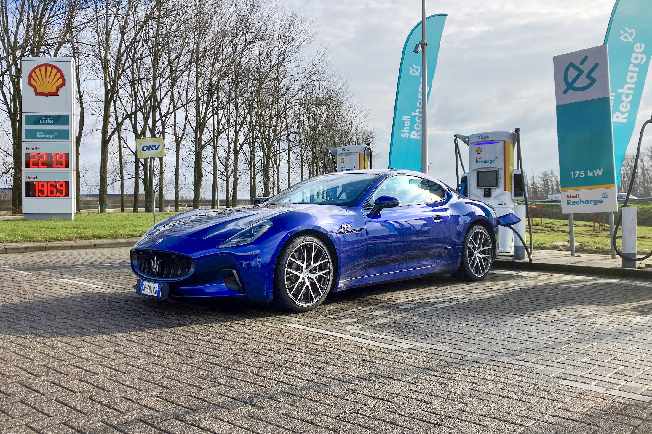 Maserati GranTurismo Folgore: actieradius gemeten bij 100 en 130 km/h