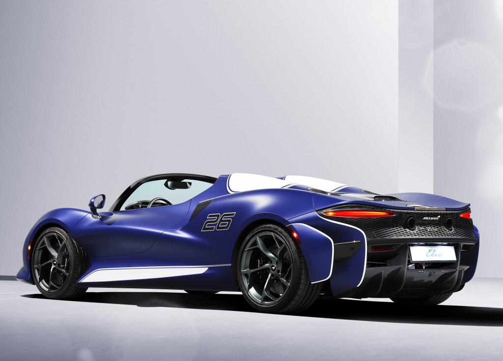 Toch geen zin in vliegen tussen je tanden? Dit is de McLaren Elva mét voorruit