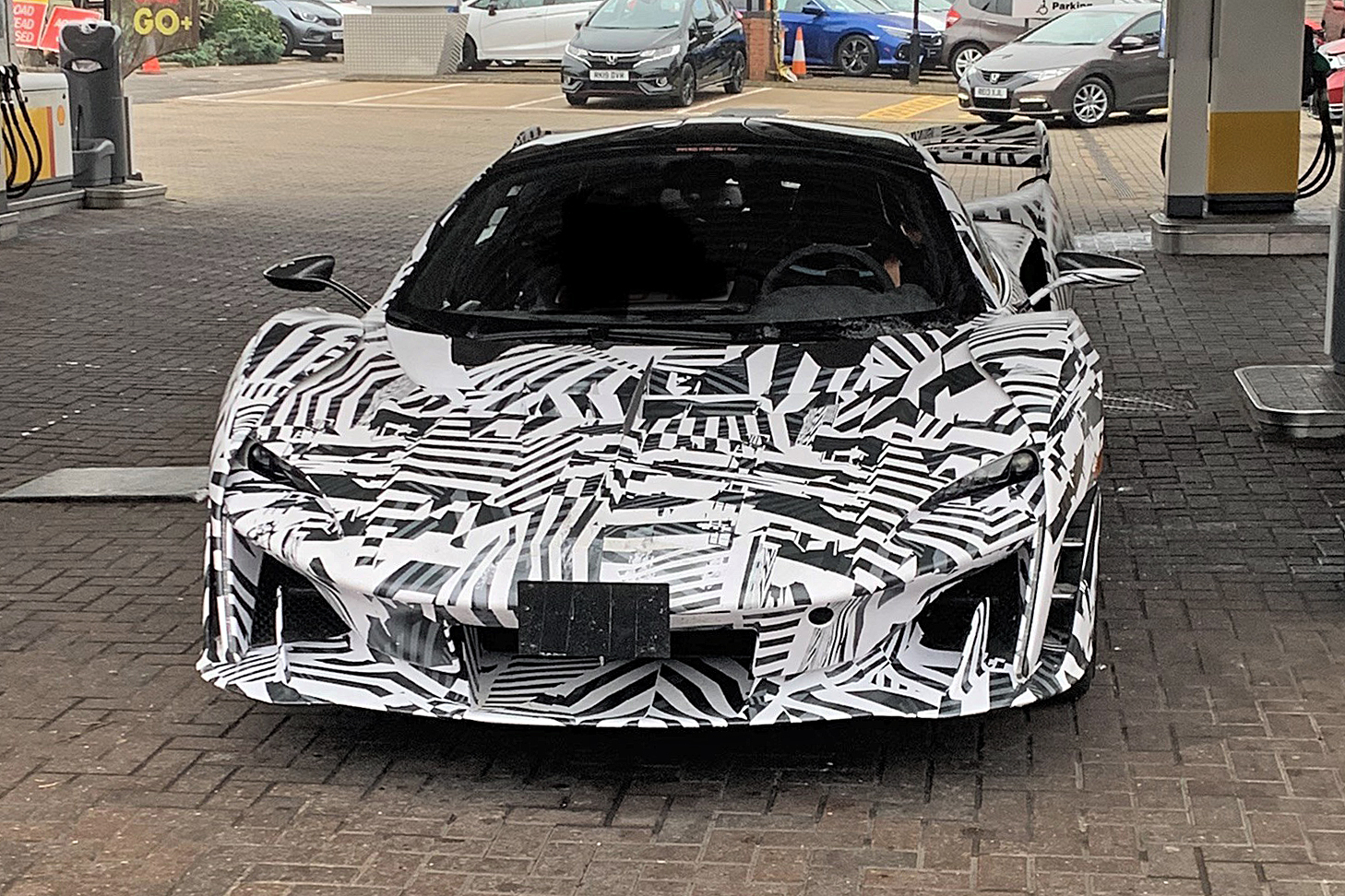 McLaren Sabre - Hier rijdt de opvolger van de McLaren P1