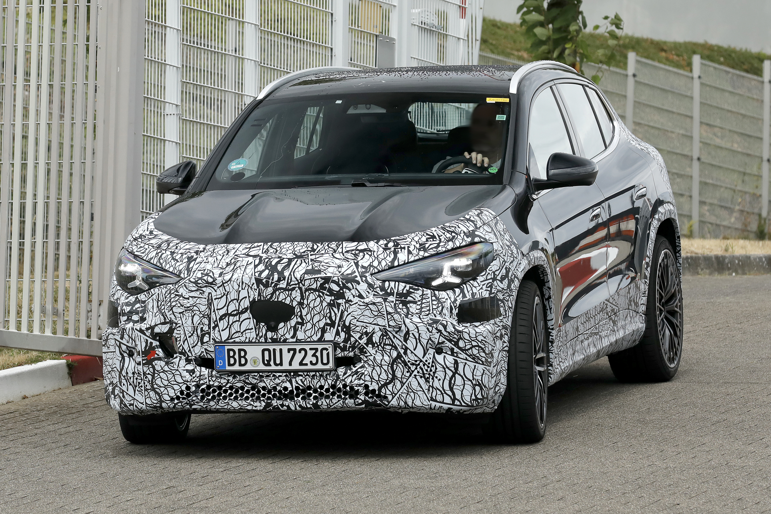 Gespot: AMG maakt ook van de goedkoopste Mercedes een knotsgek performance-model