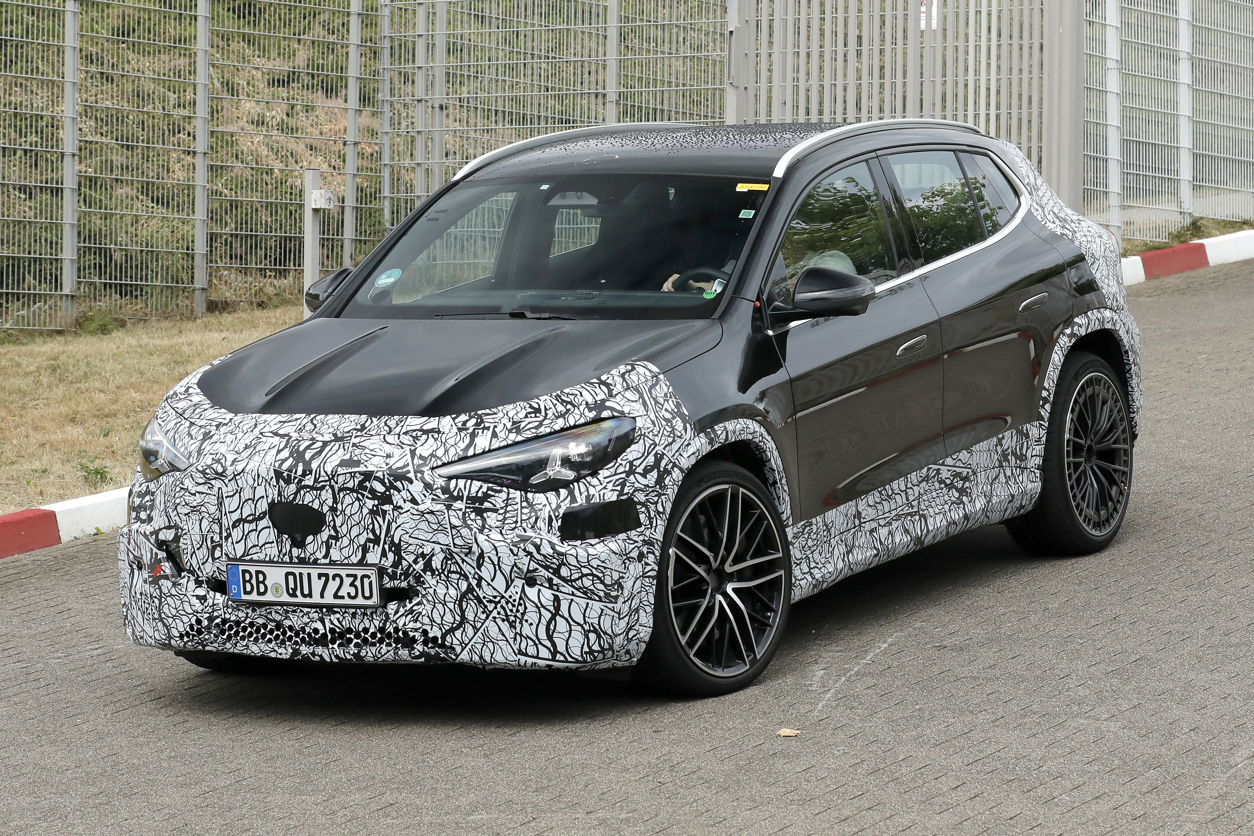 Gespot: AMG maakt ook van de goedkoopste Mercedes een knotsgek performance-model