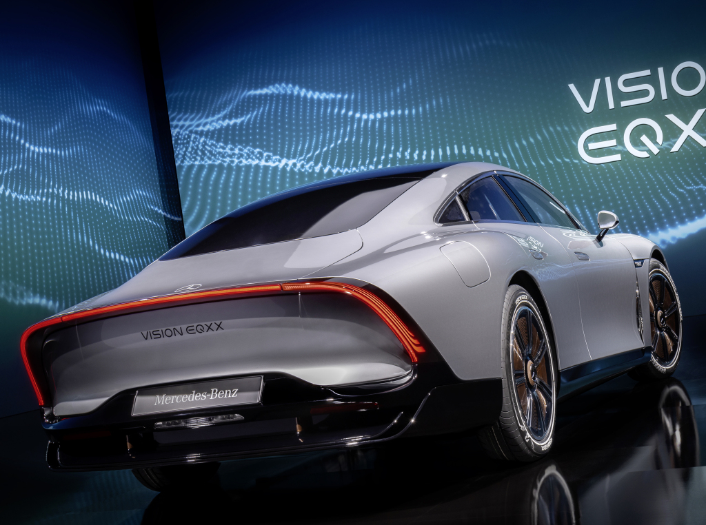 Alleen een pinguïn is aerodynamischer dan deze Mercedes Vision EQXX