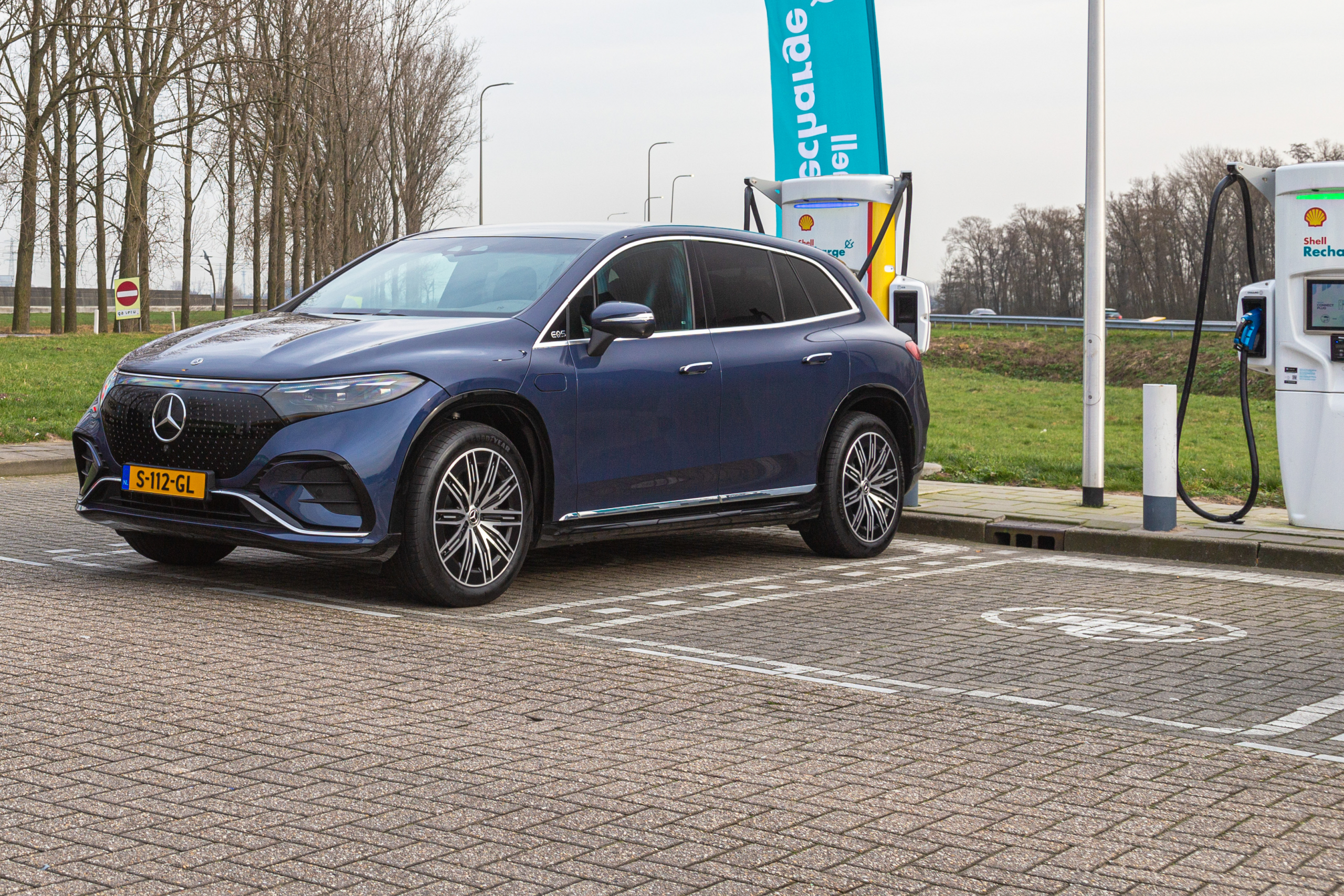 TEST - Mercedes EQS SUV tackelt de grootste ergernissen van EV-rijders