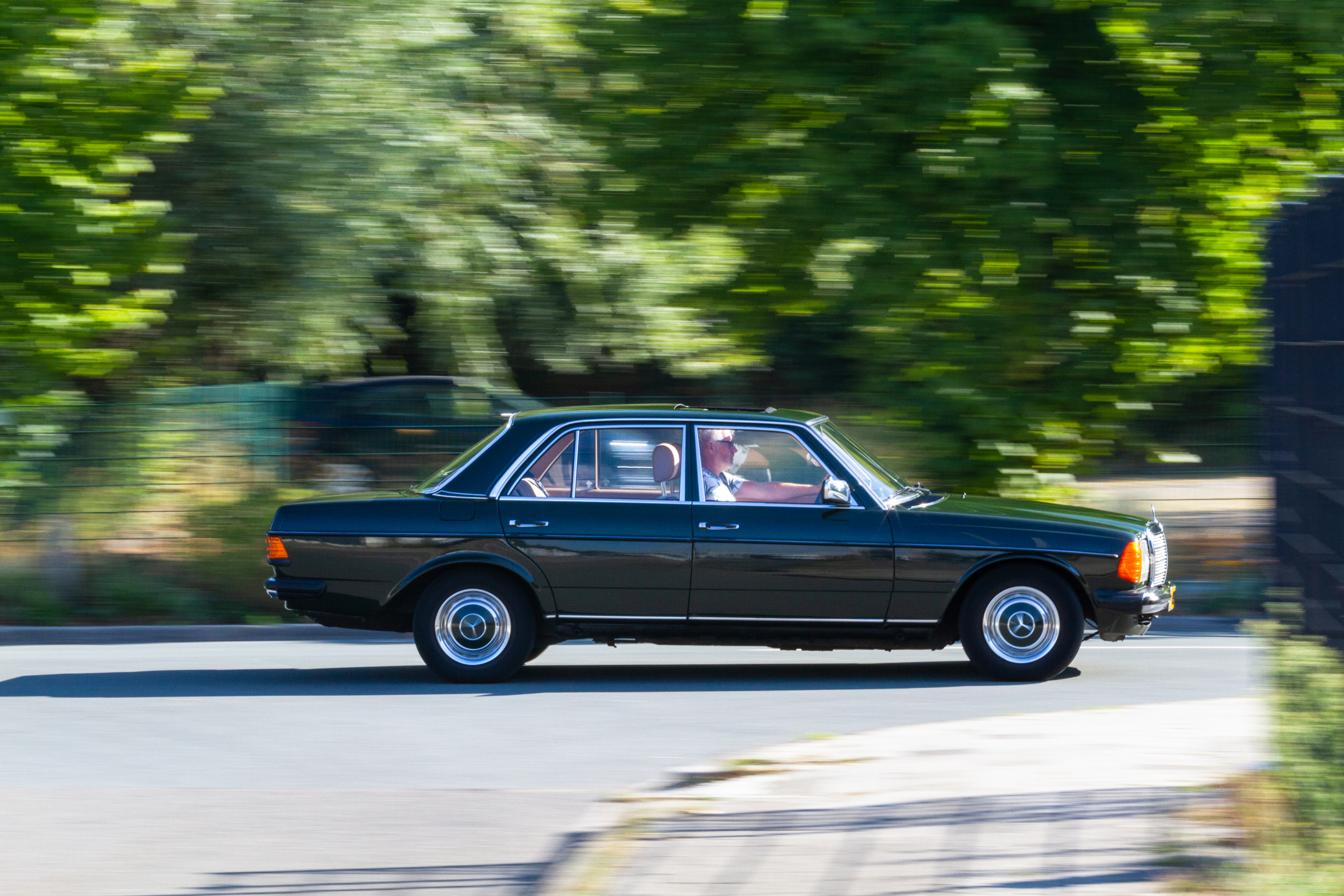 Harm over zijn Mercedes W123: "Mijn kinderen vinden er geen moer aan"