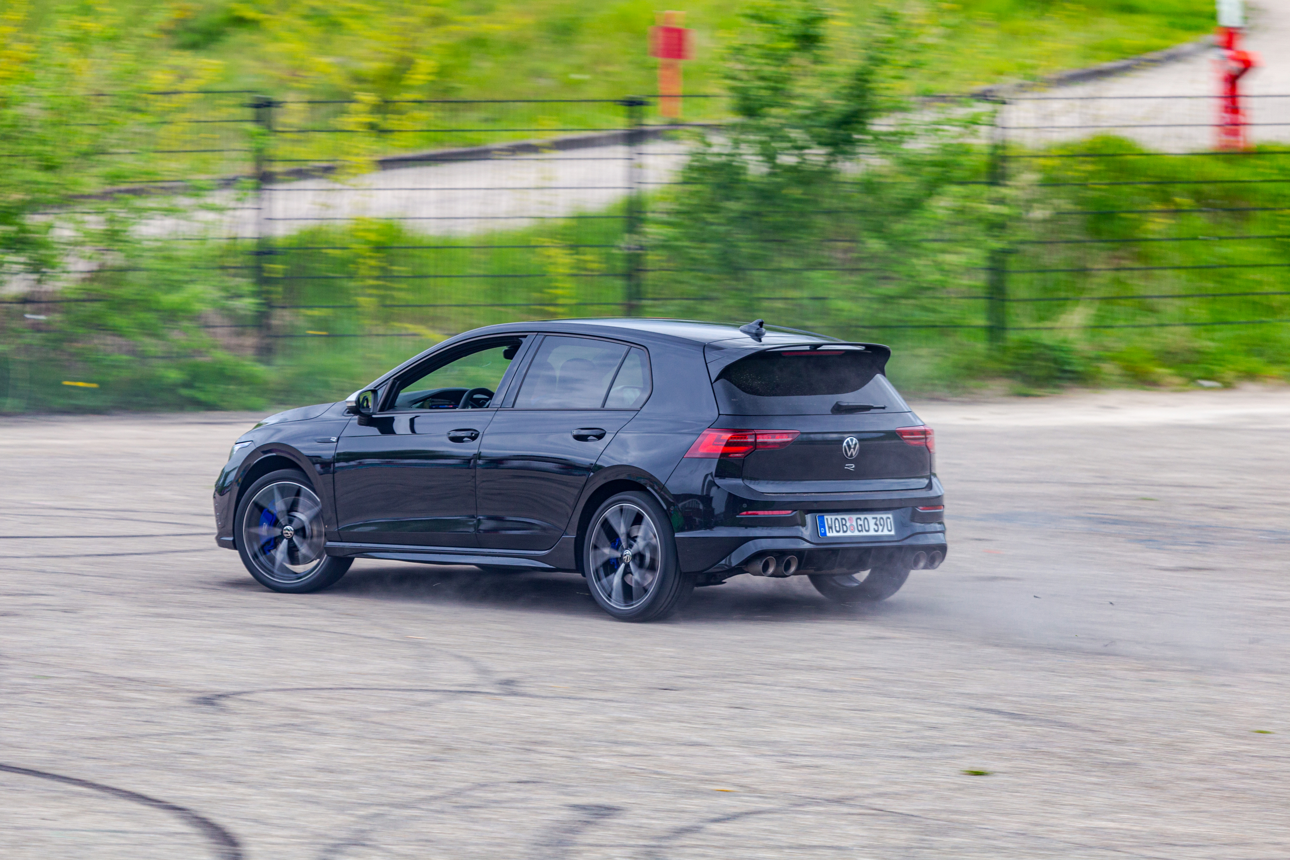 Test Volkswagen Golf R - Hoera, de R is weer in de Golf!