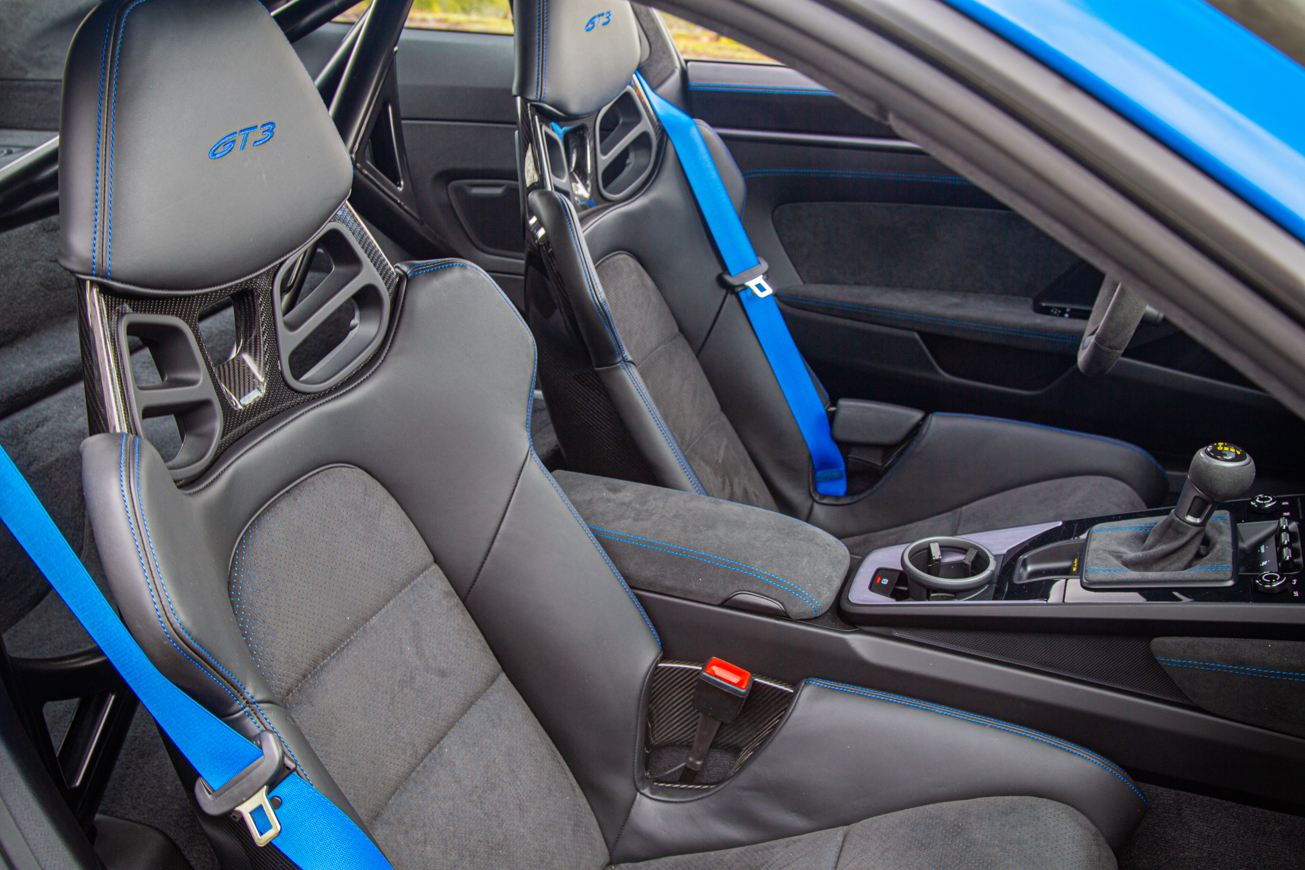 Eerste review - In de Porsche 911 GT3 schreeuwt niet alleen de motor van genot. Ook jij ...