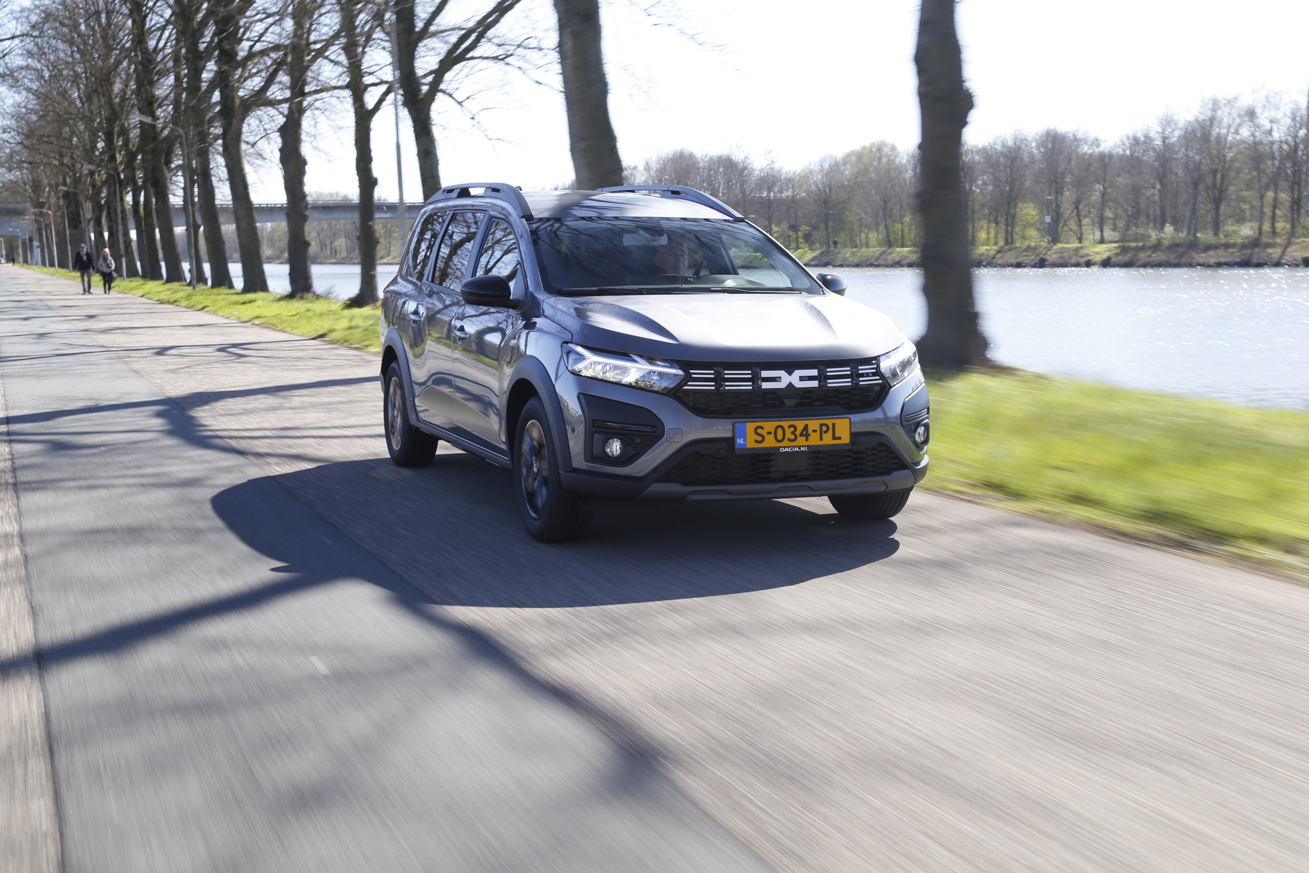 Review: Dacia Jogger Hybrid 140 (2023) –duurste Jogger is misschien wel voordeligste Dacia ooit