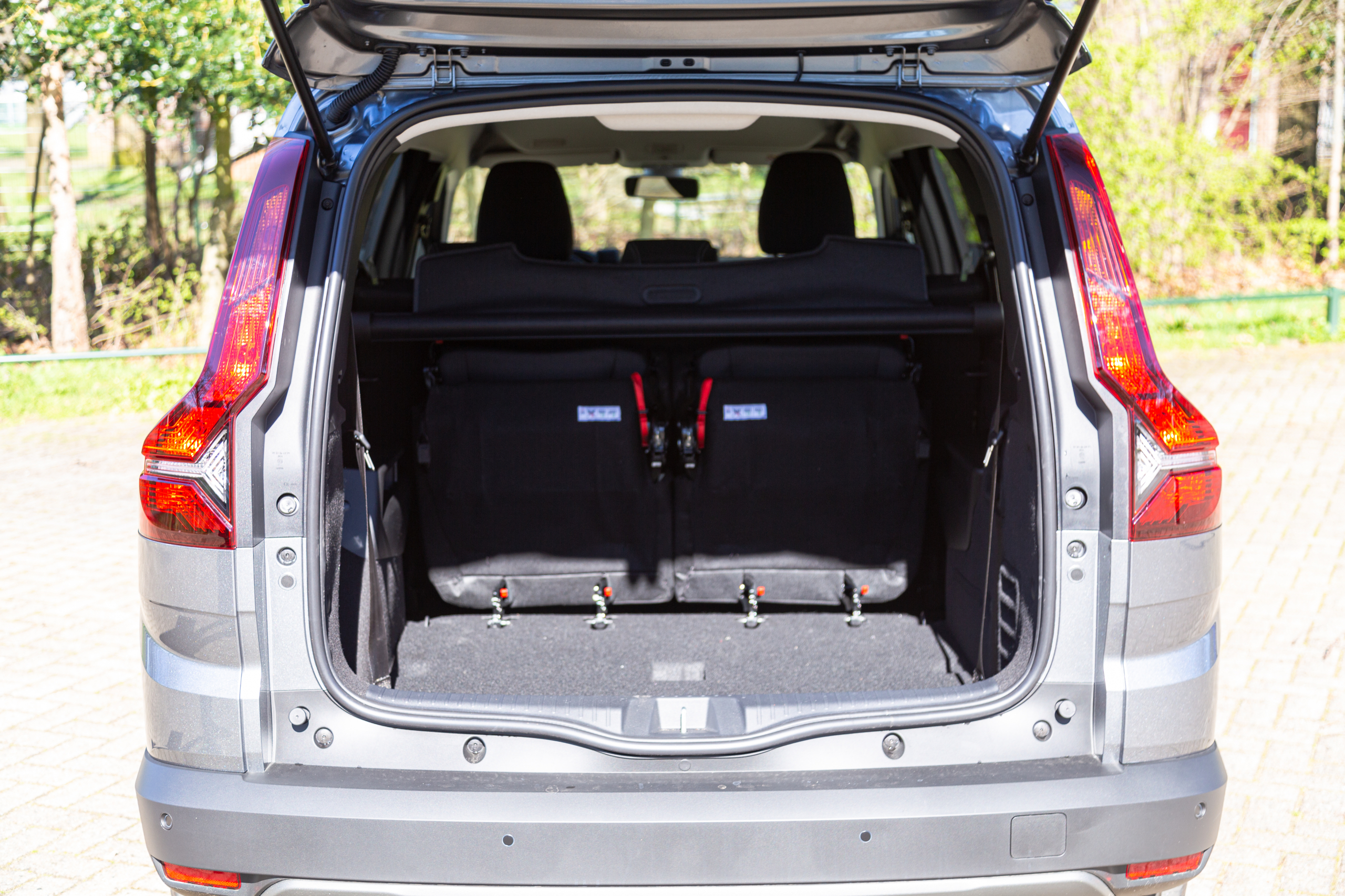 Met deze zevenzitter wil Dacia de Skoda Peaq en Peugeot E-5008 uitdagen
