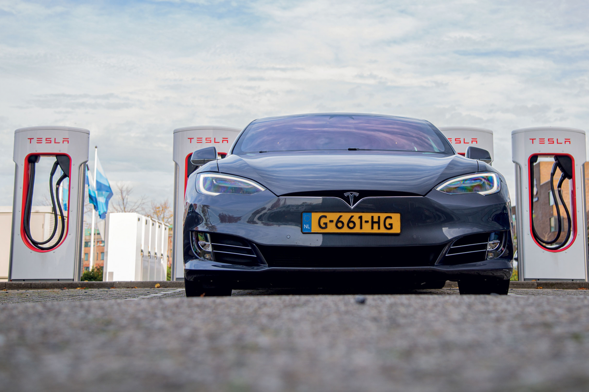 Tesla voegt asociaal rijden-modus toe aan Full Self-Driving Beta