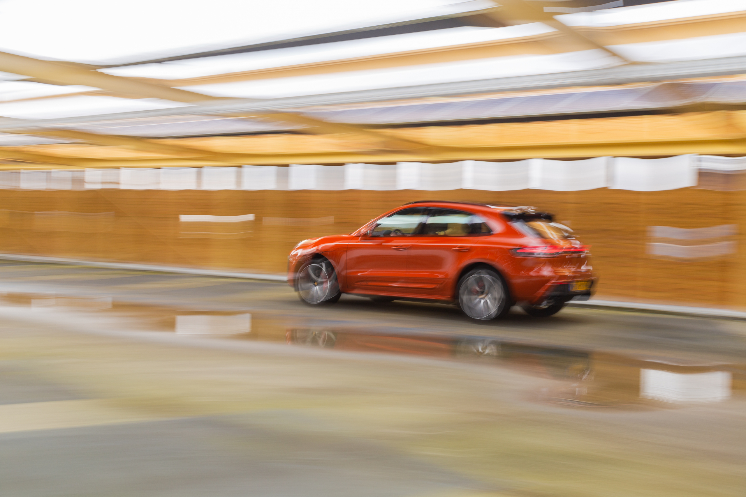 Porsche vindt de Taycan een succes, maar Porsche-rijders hebben liever een verbrandingsmotor