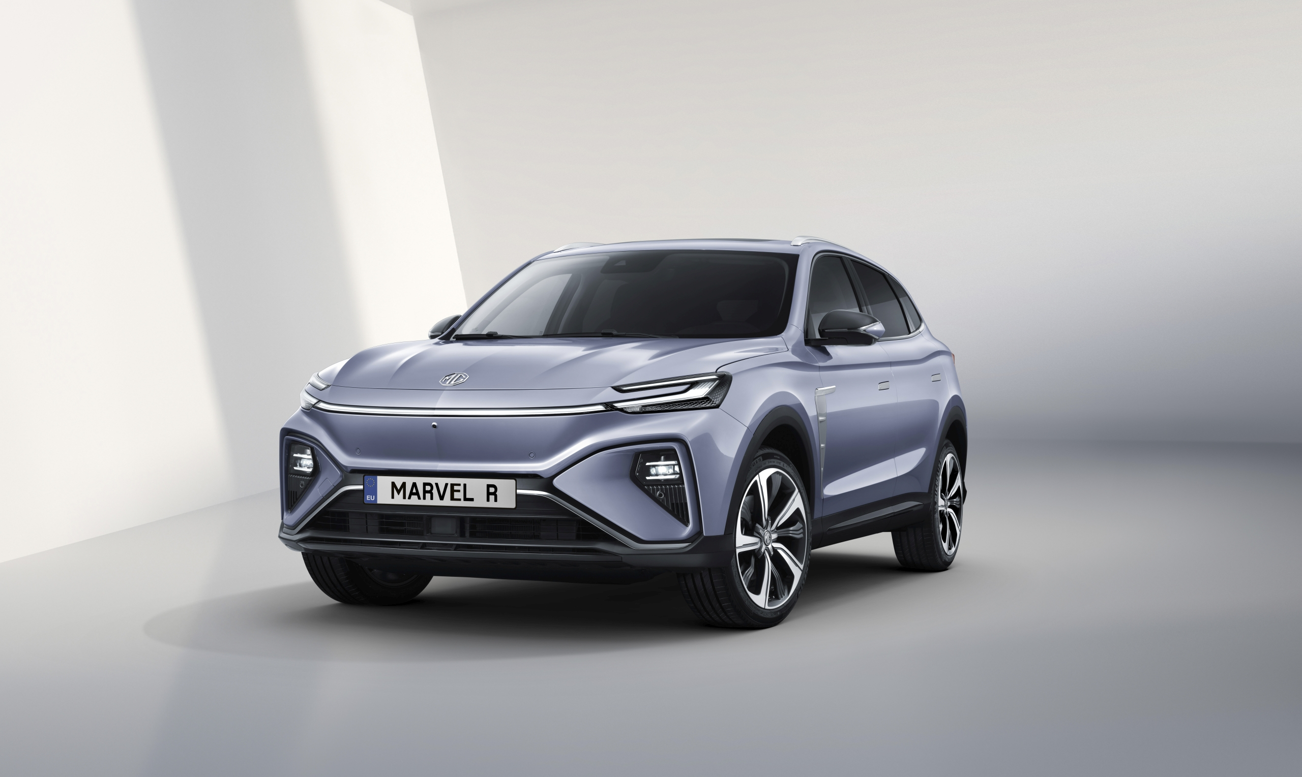 In één klap twee nieuwe elektrische auto's van MG: de MG5 en MG Marvel R