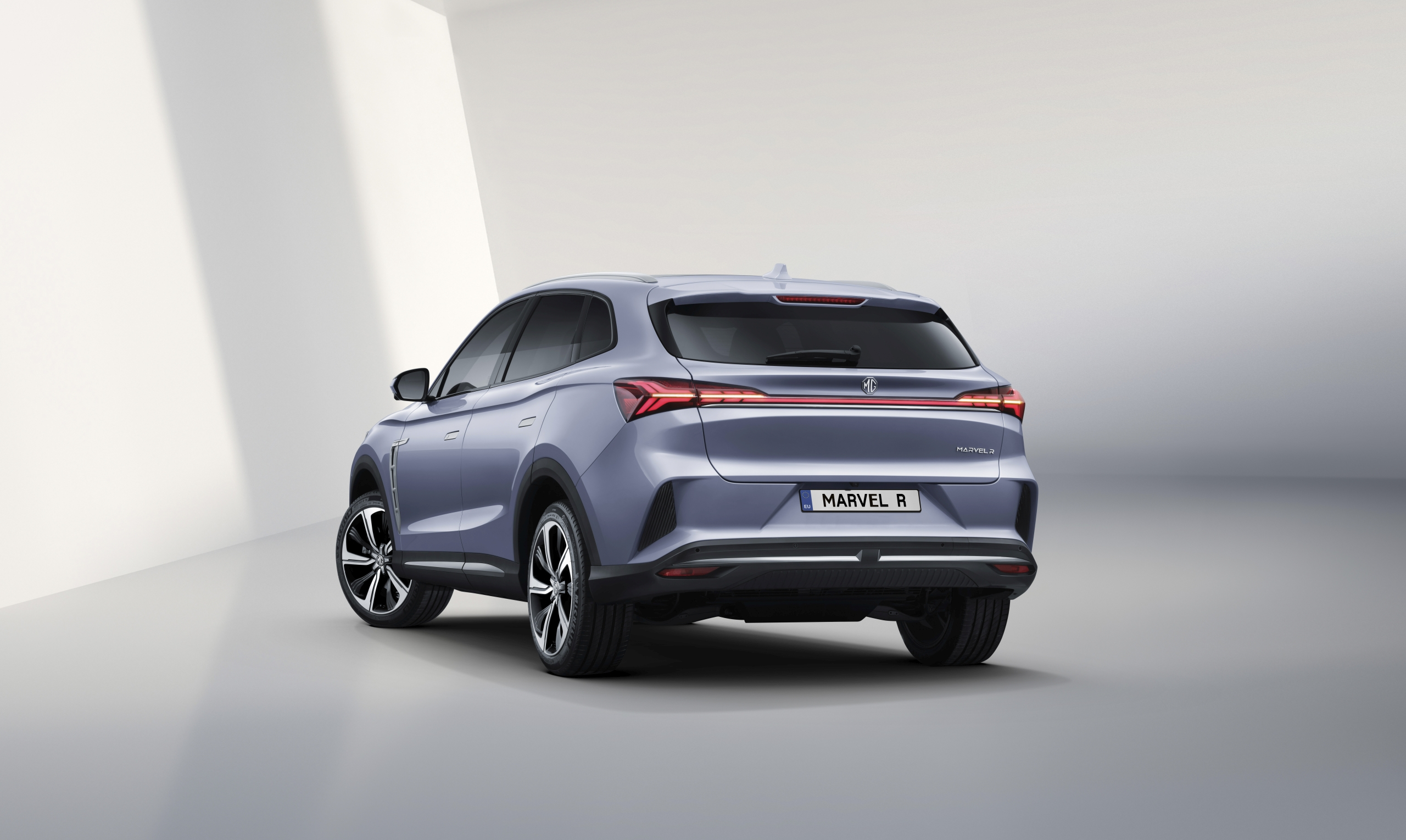 In één klap twee nieuwe elektrische auto's van MG: de MG5 en MG Marvel R