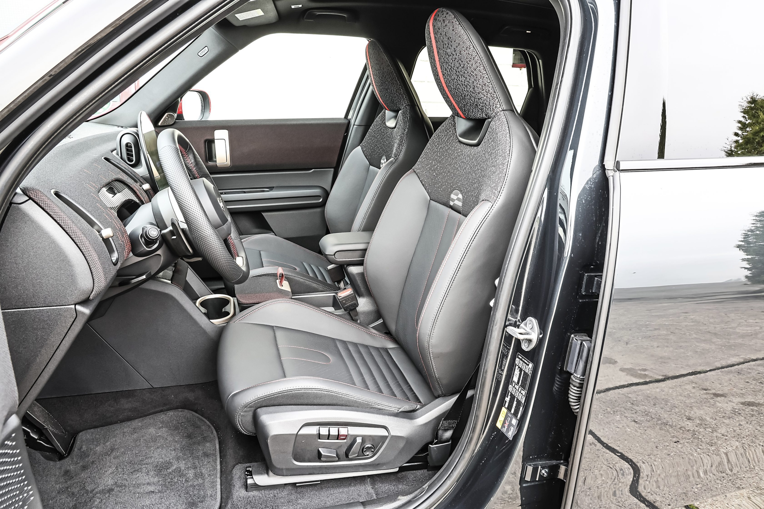 TEST Cupra Tavascan: snel, maar kan-ie qua comfort op tegen Audi en Mercedes?