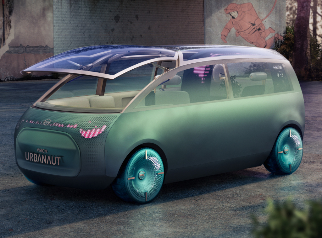 In de Mini Vision Urbanaut ga je spontaan wierook branden
