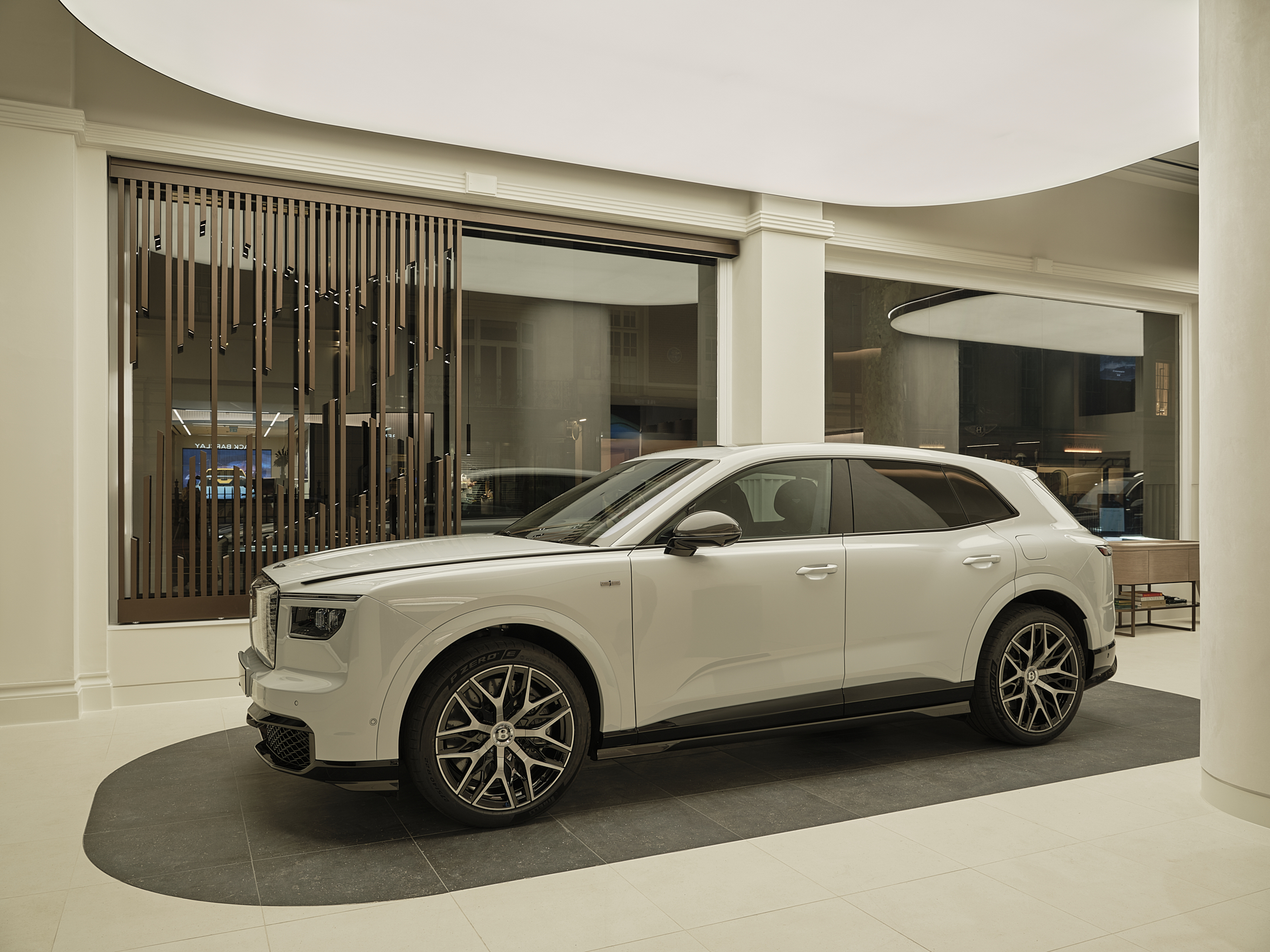Wordt de sterkste Bentley ook de goedkoopste?