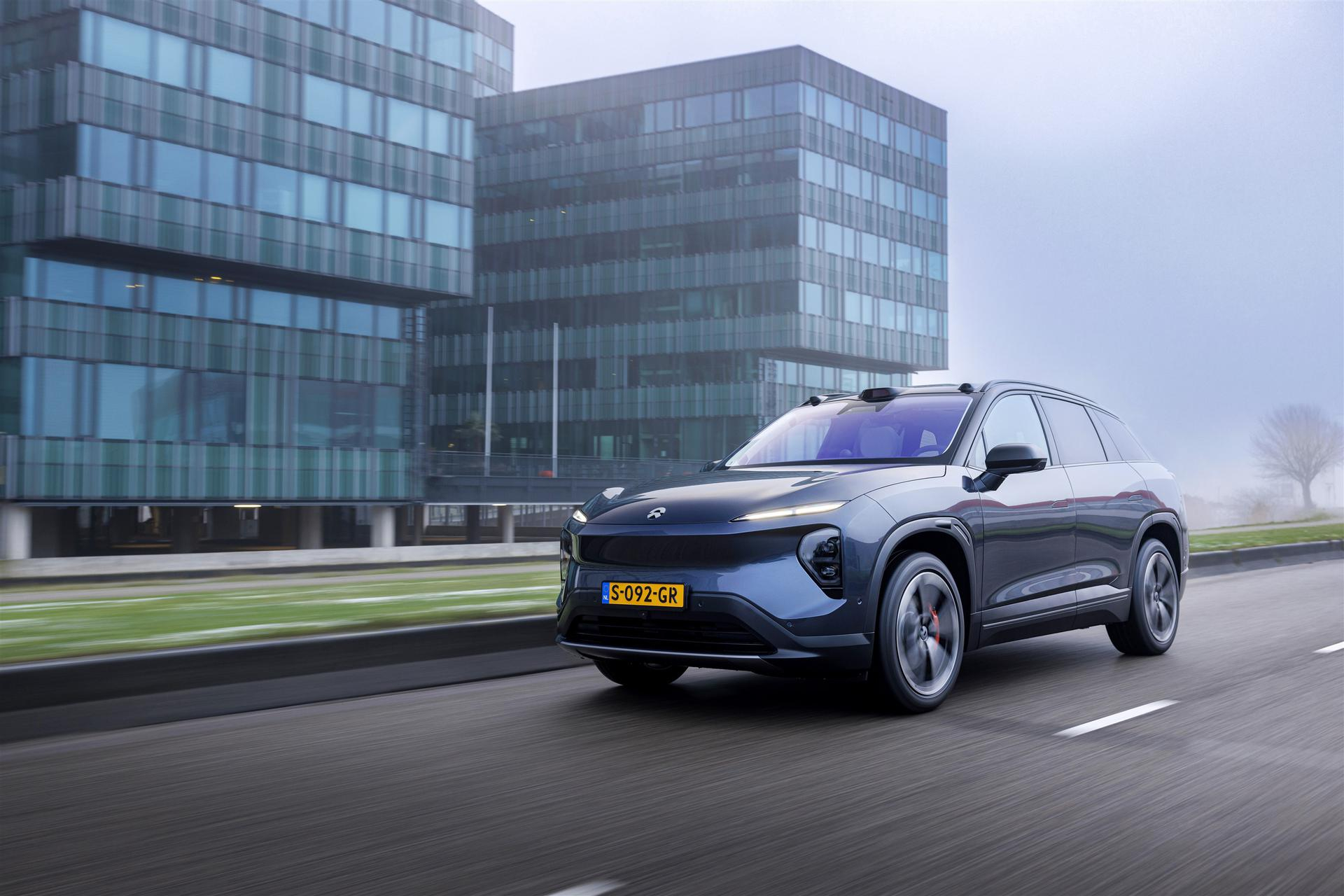 Nio EL7 test: Nio dendert door