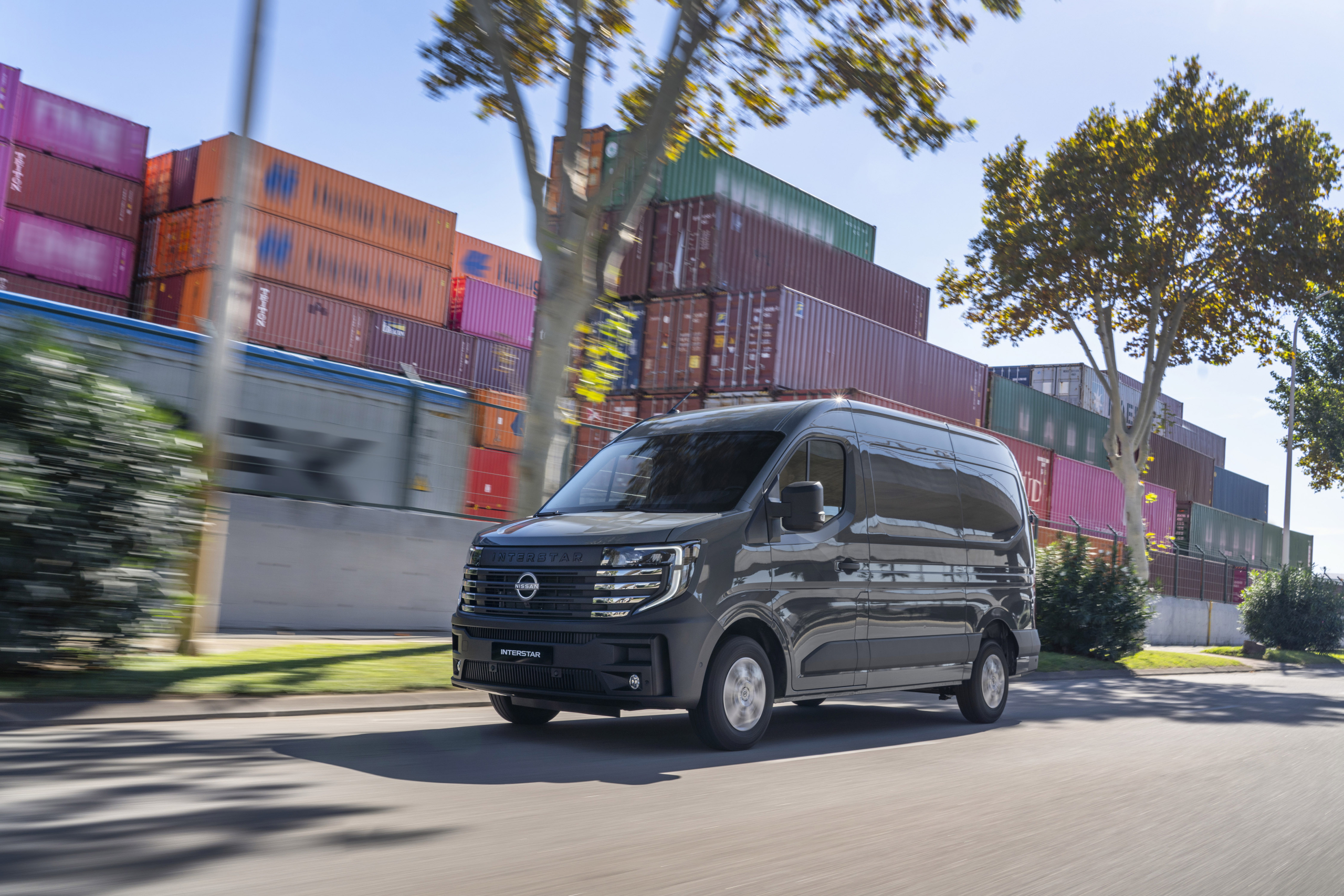 Nissan Interstar-e: duizend euro goedkopere broer van Renault Master