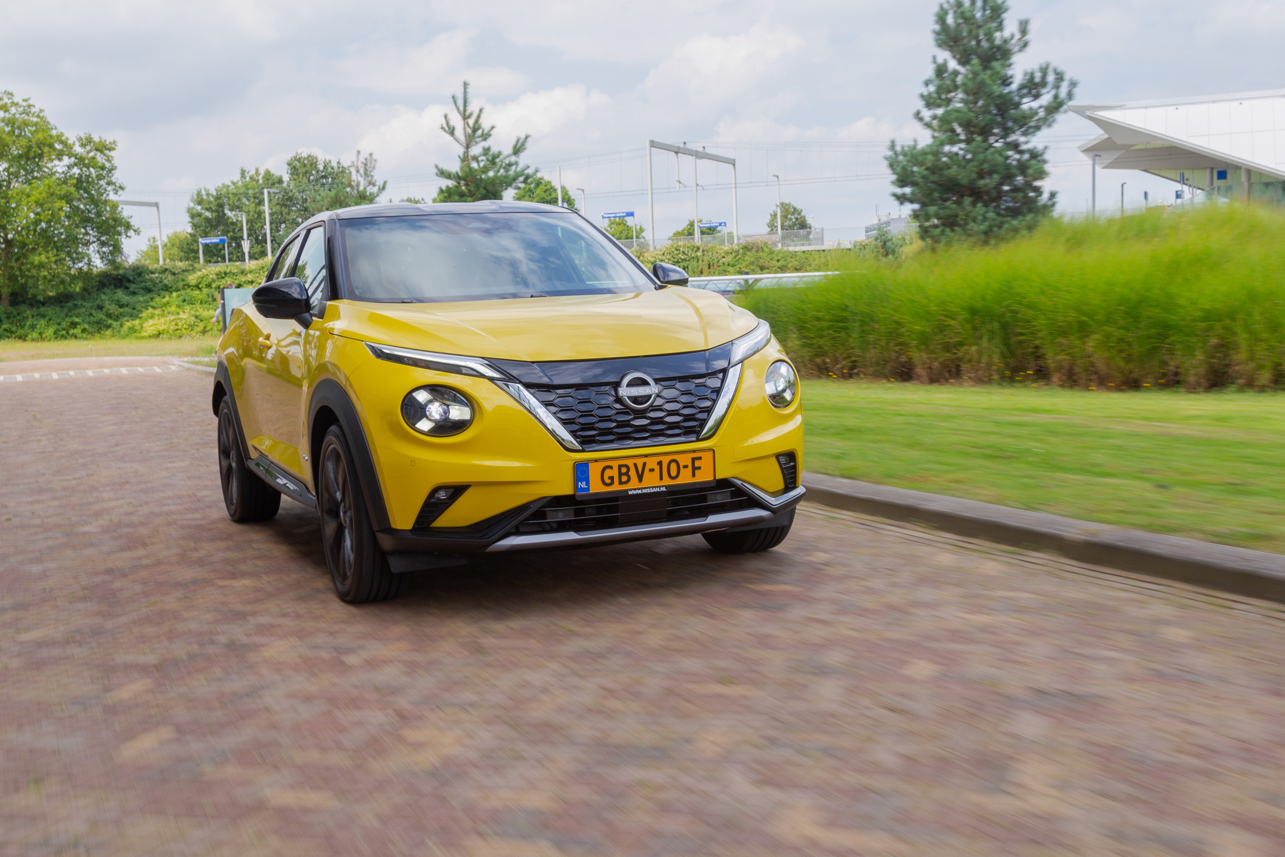 Test Nissan Juke Hybrid (2024): Welke motor doet wat?