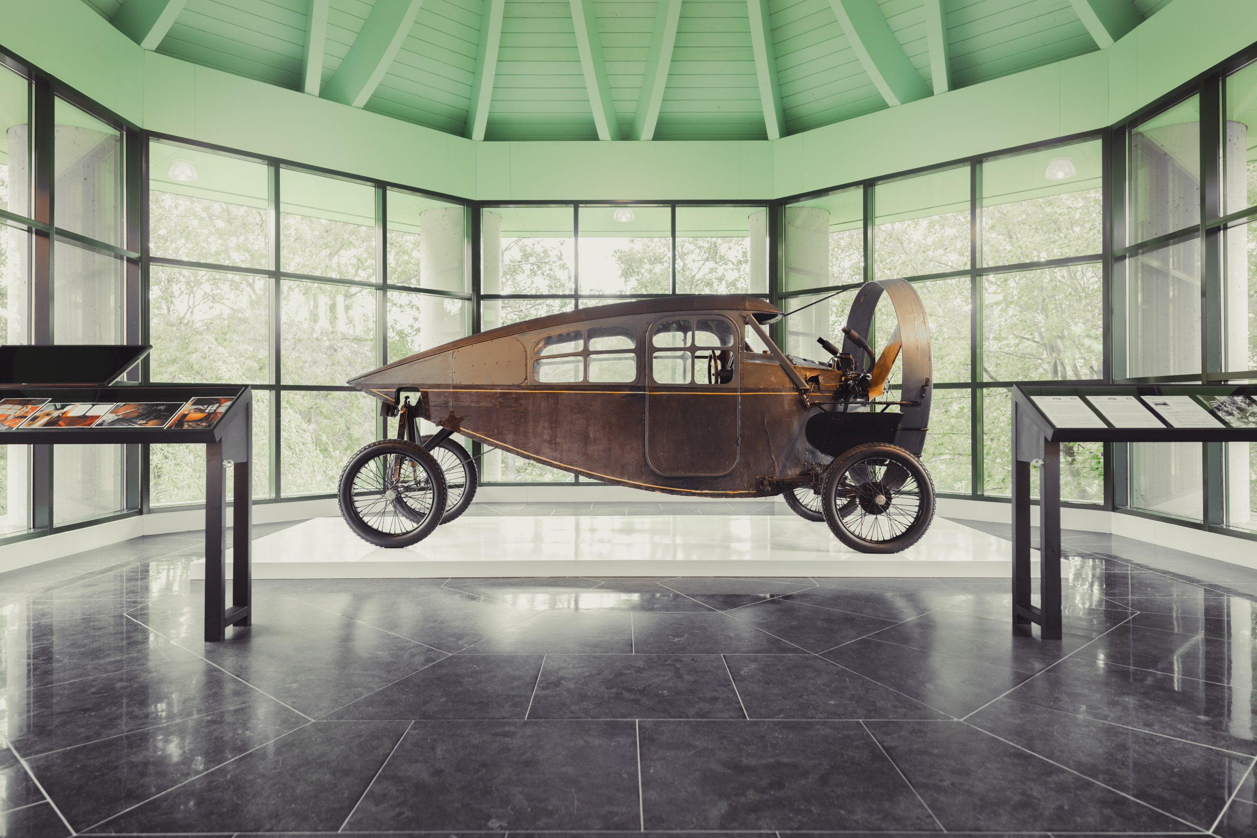 Dit is zonder twijfel de meest krankzinnige en geniale Franse auto ooit