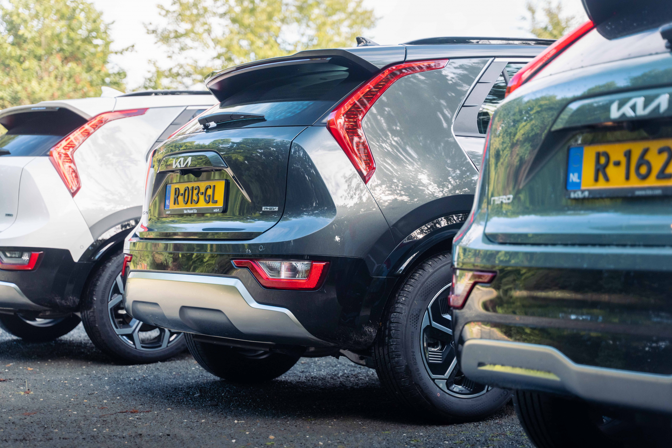 Wat is het verschil tussen hybride, plug-in hybrid en elektrisch rijden?