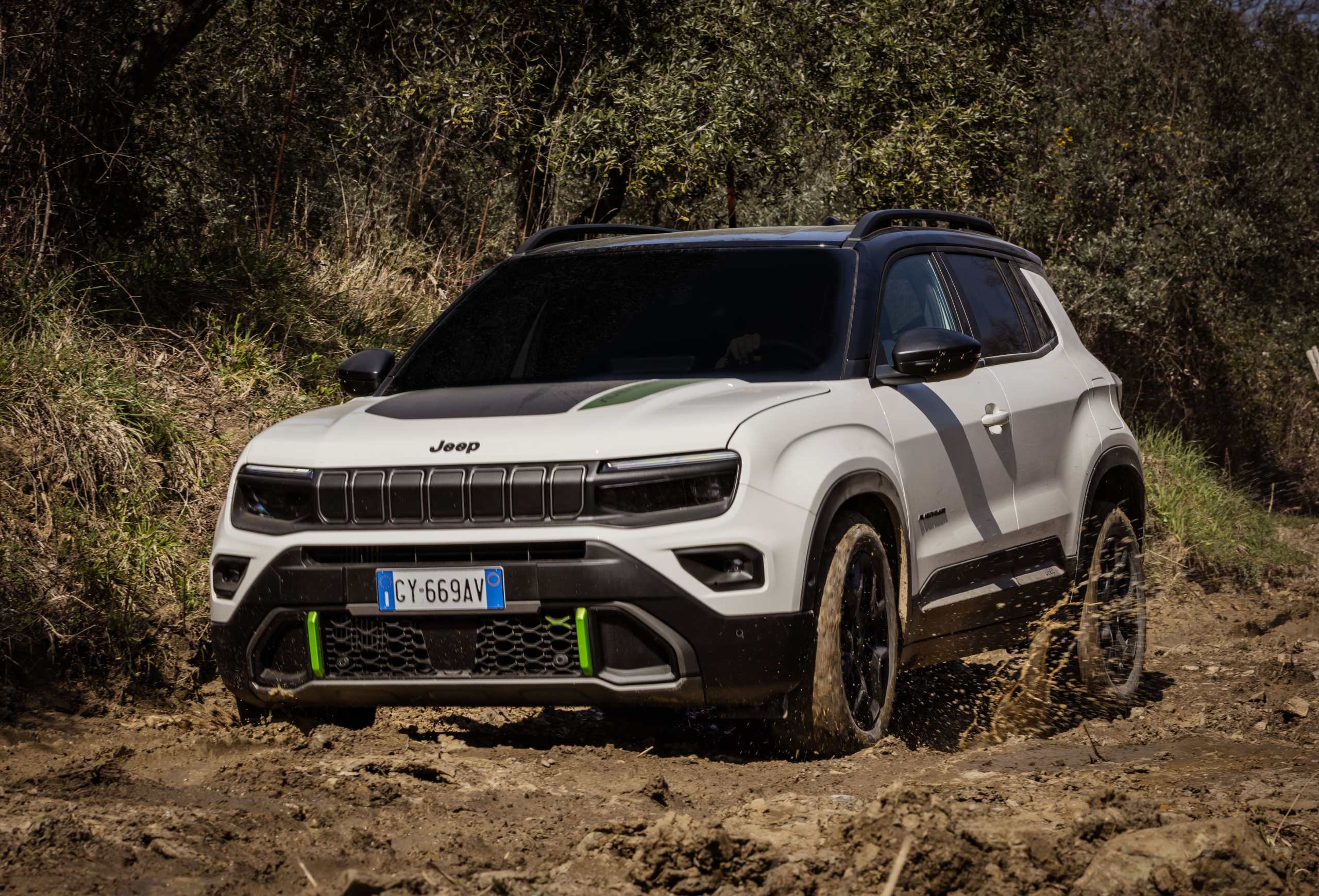 Jeep Avenger 4xe (2025) review: waarom de meest nutteloze Avenger toch de leukste is