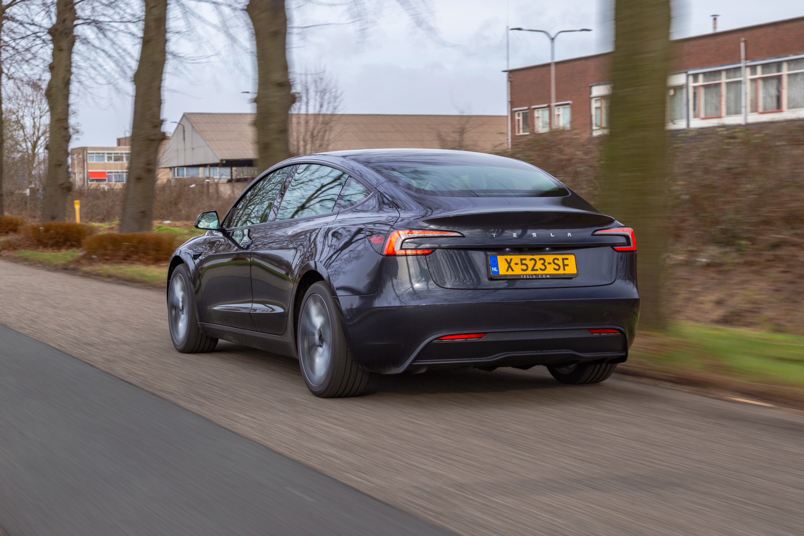 Opeens is de Tesla Model 3 22.000 euro goedkoper dan de Model Y