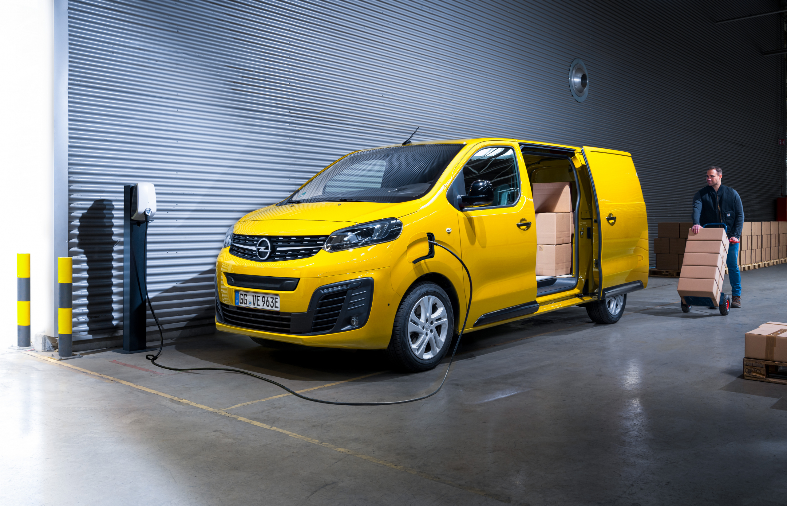 Elektrische Opel Vivaro-e komt maximaal 330 kilometer ver