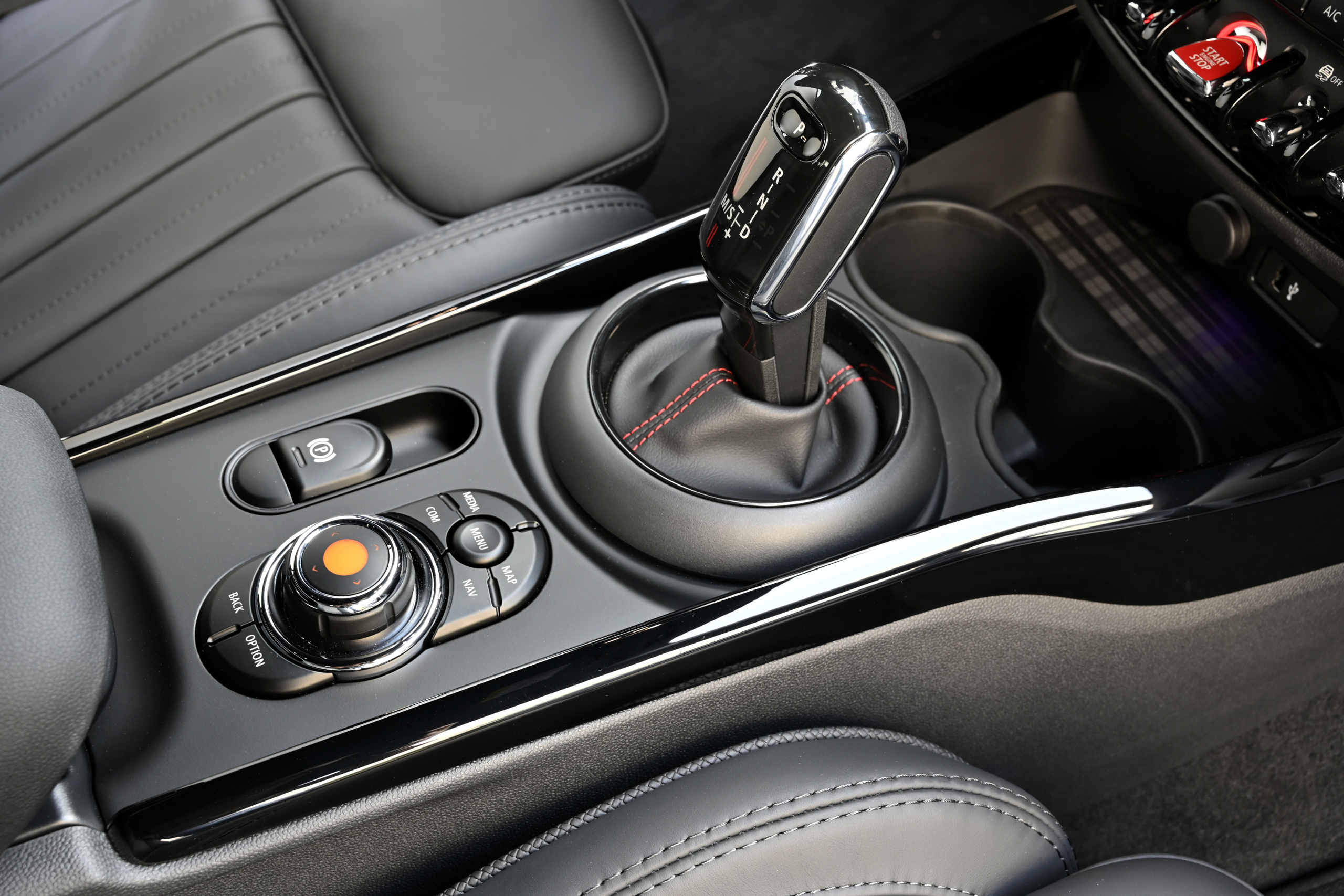 Eerste review Mini John Cooper Works Clubman ALL4